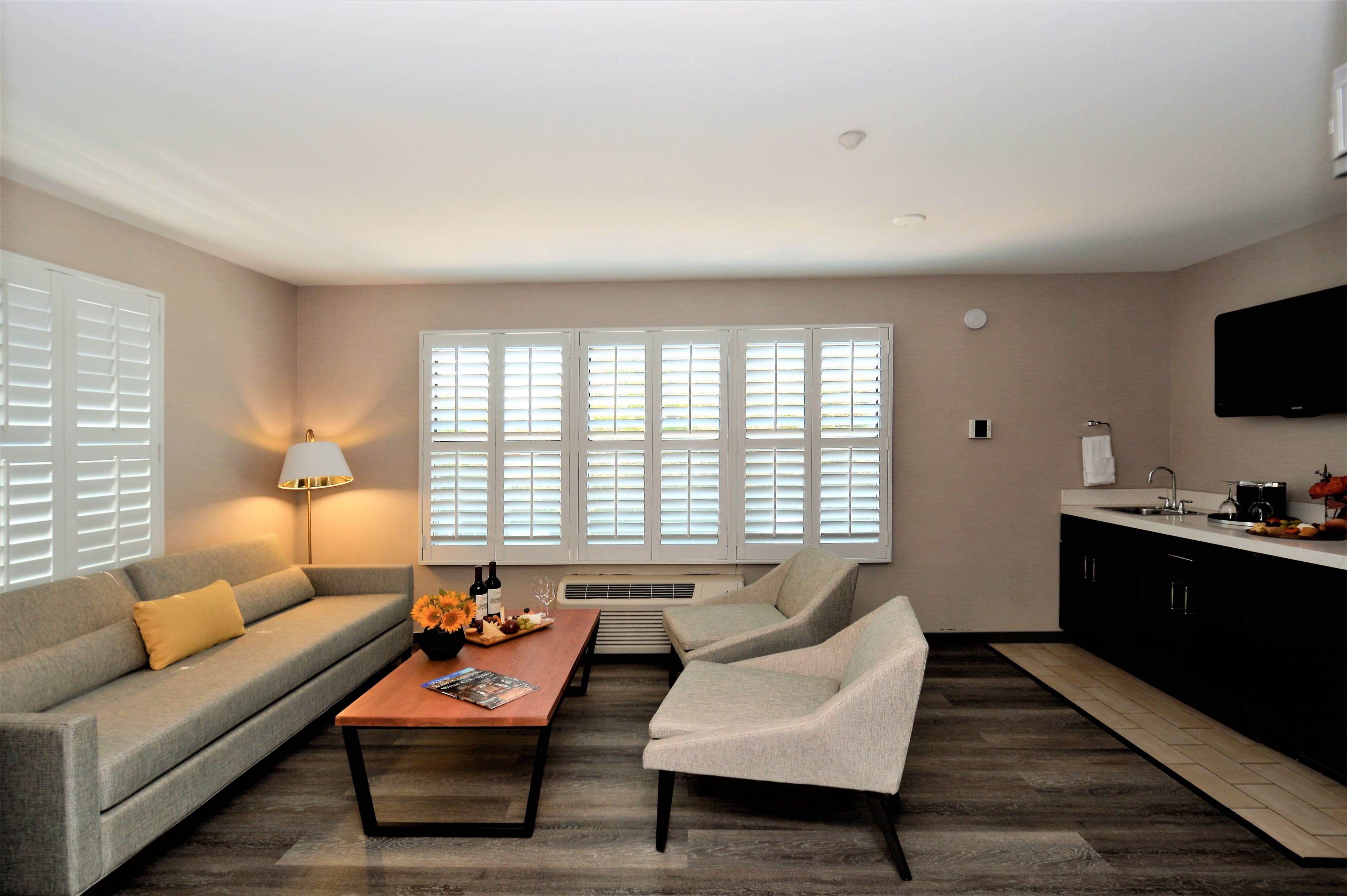 Hotel Indigo Napa Valley — 24