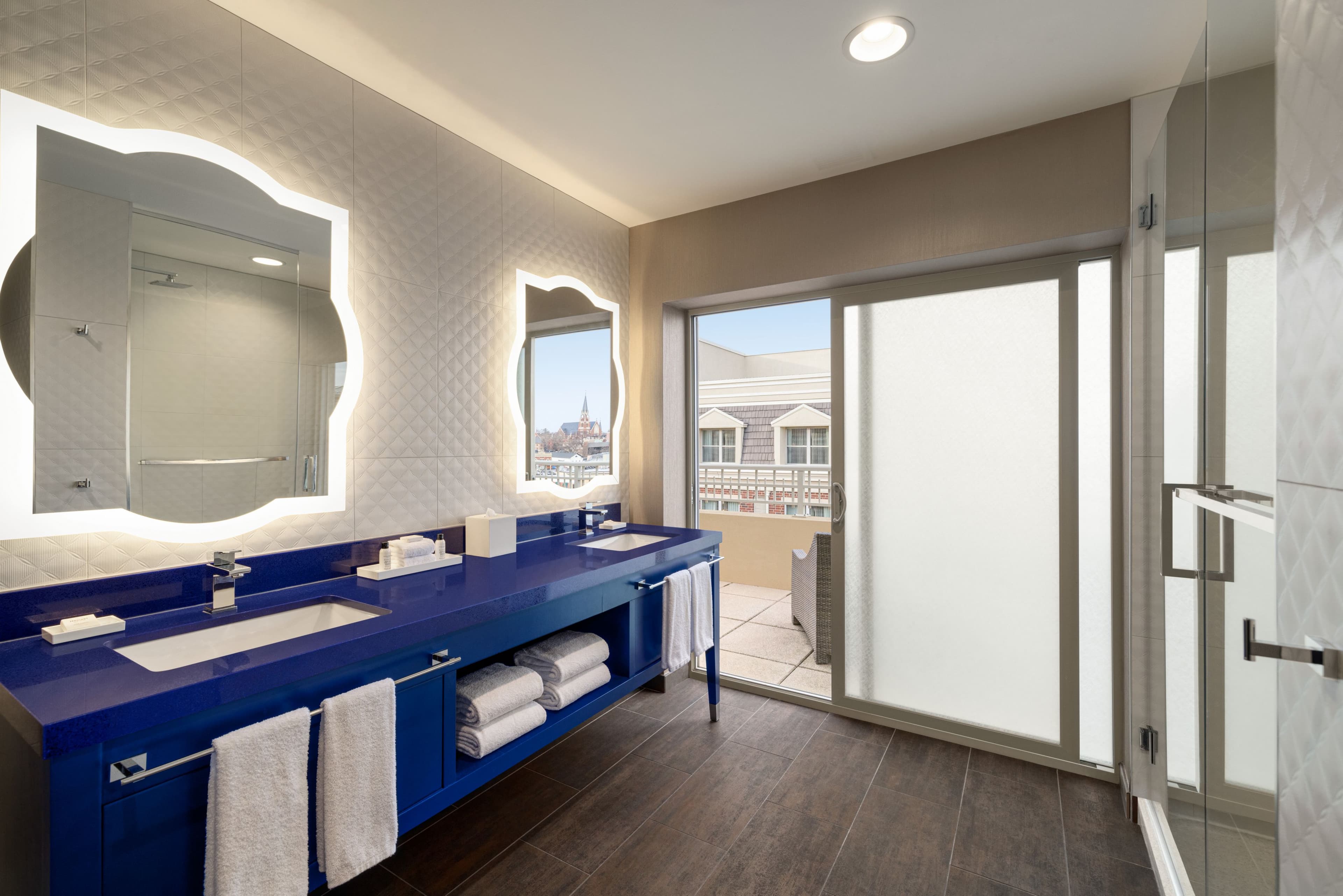 Hotel Indigo Naperville Riverwalk — 41