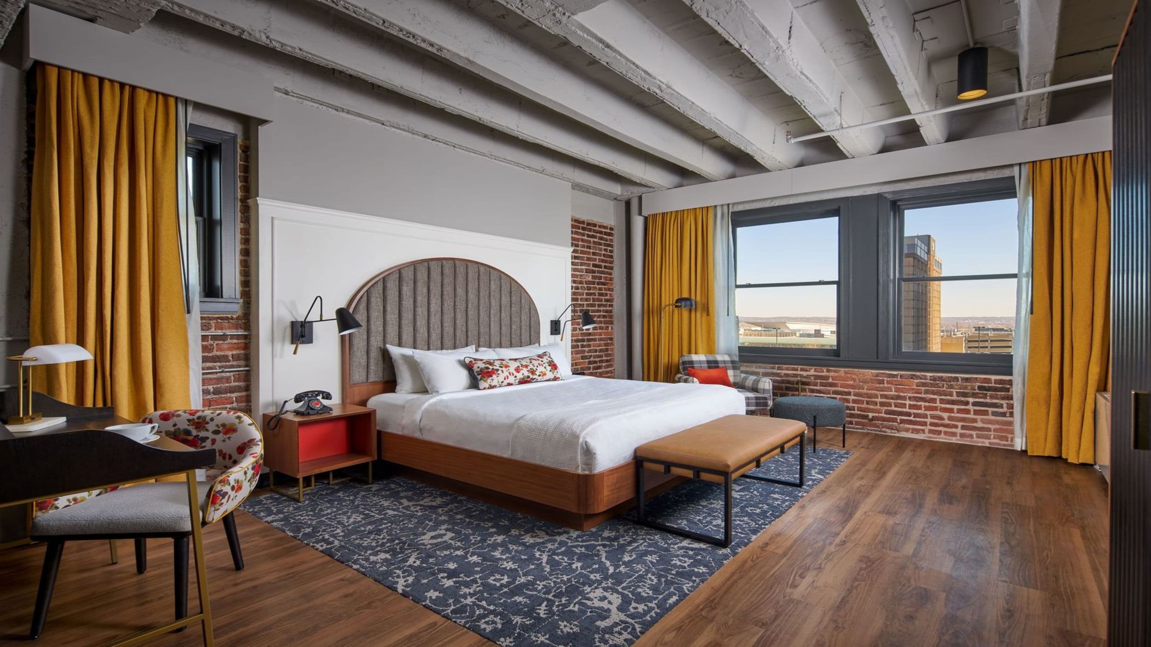 Hotel Indigo Omaha Downtown - Image 2