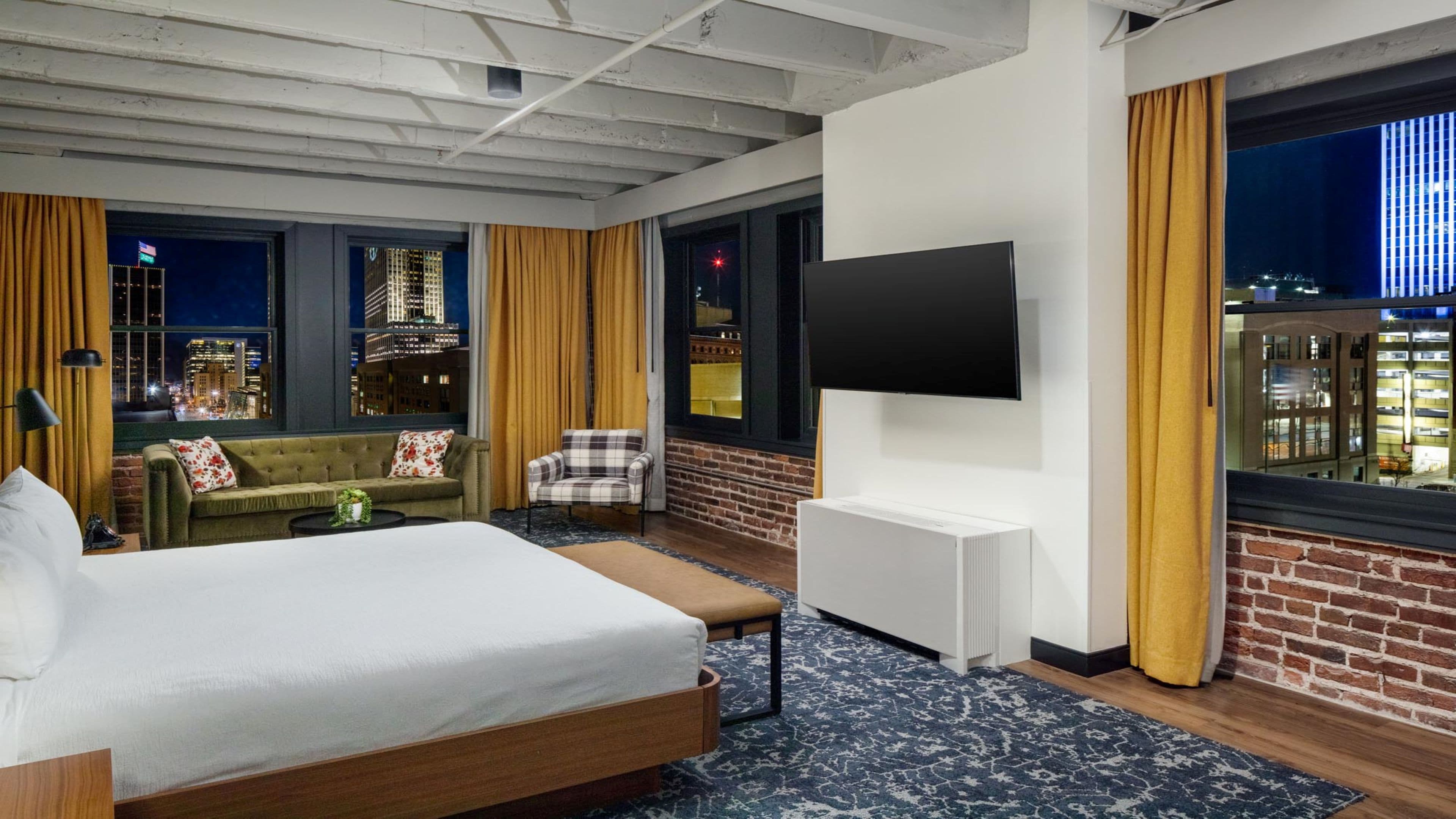 Hotel Indigo Omaha Downtown — 15