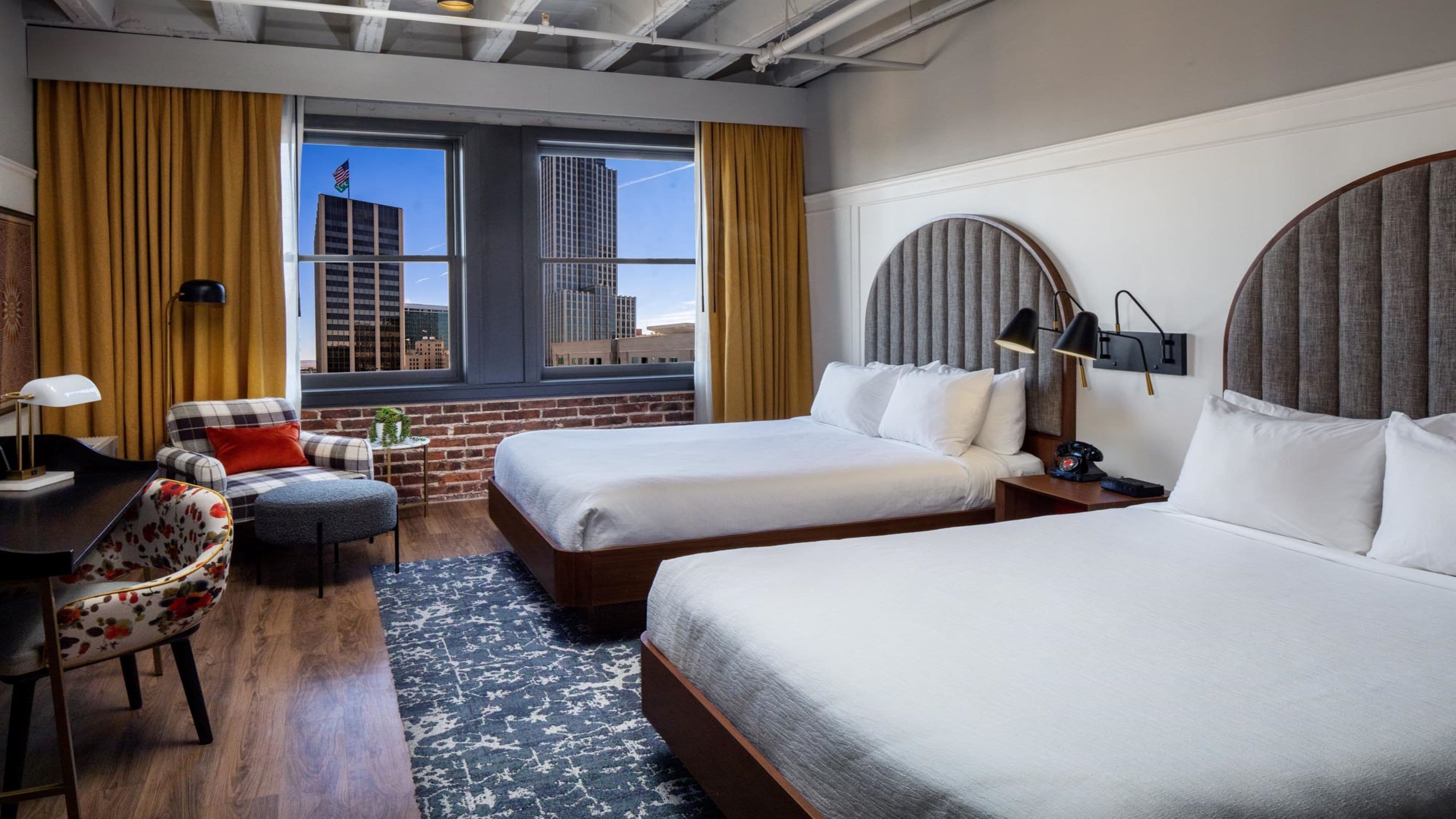 Hotel Indigo Omaha Downtown — 9