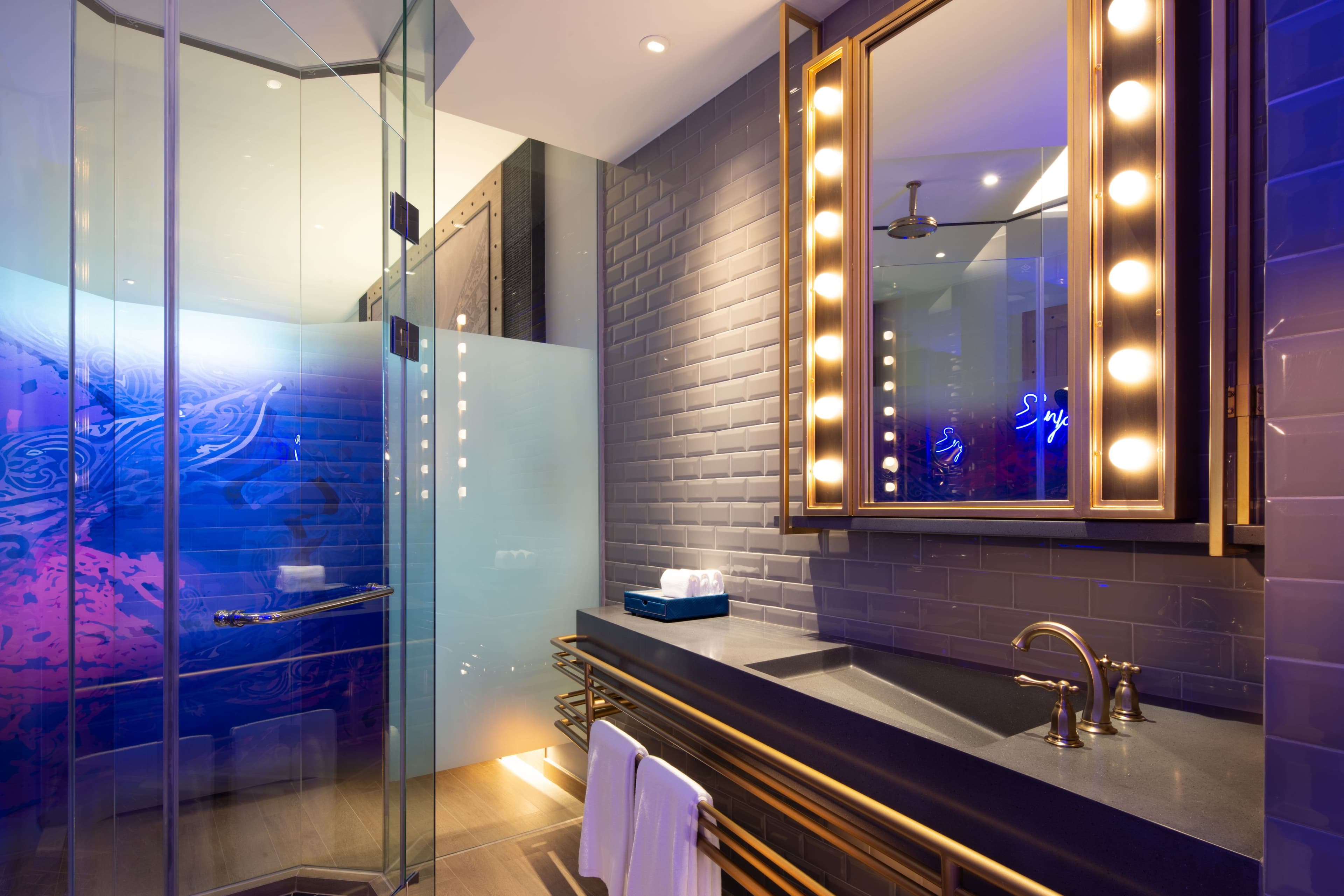 Hotel Indigo Phuket Patong - Image 5