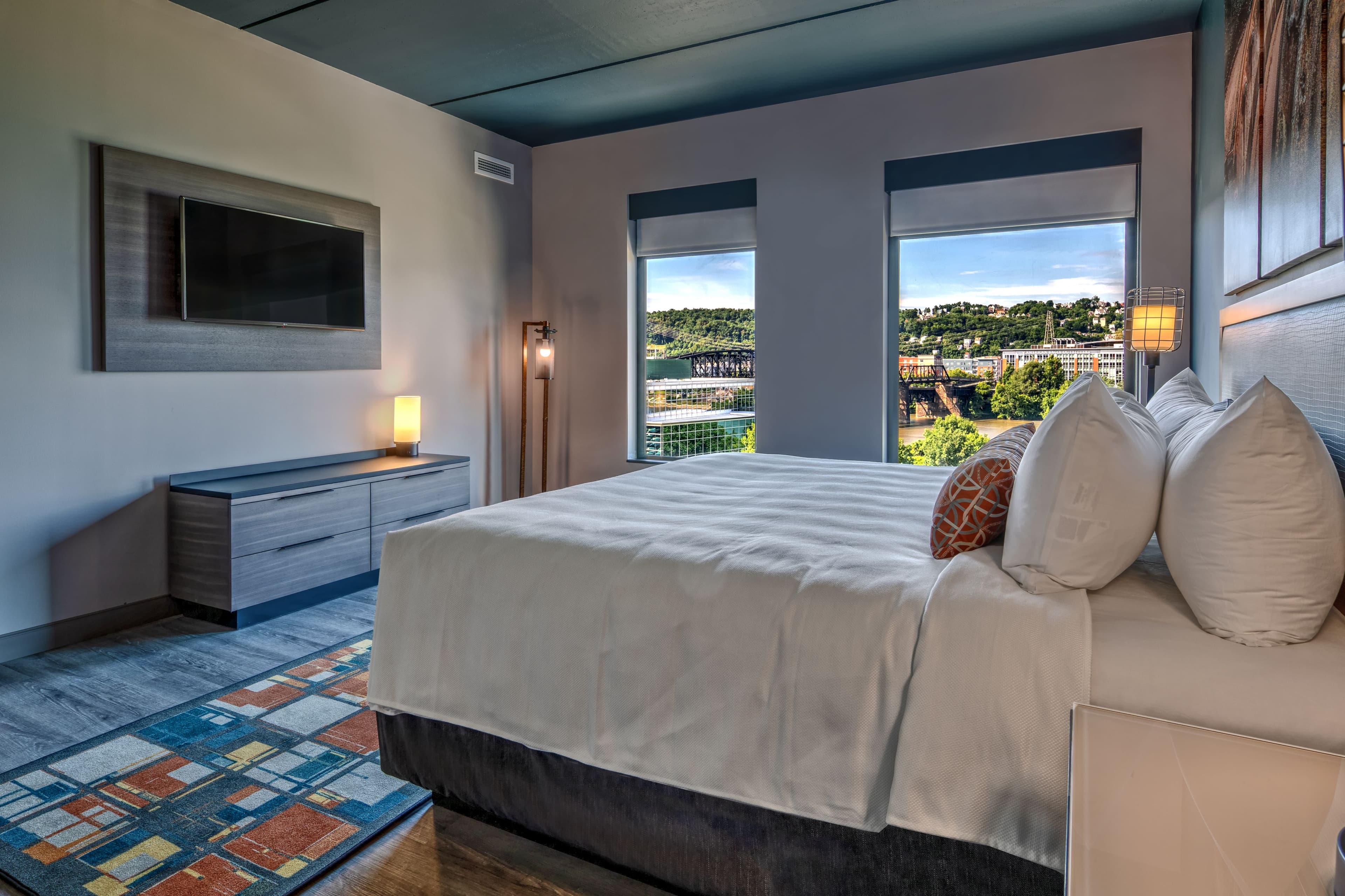 Hotel Indigo Pittsburgh University-Oakland — 23