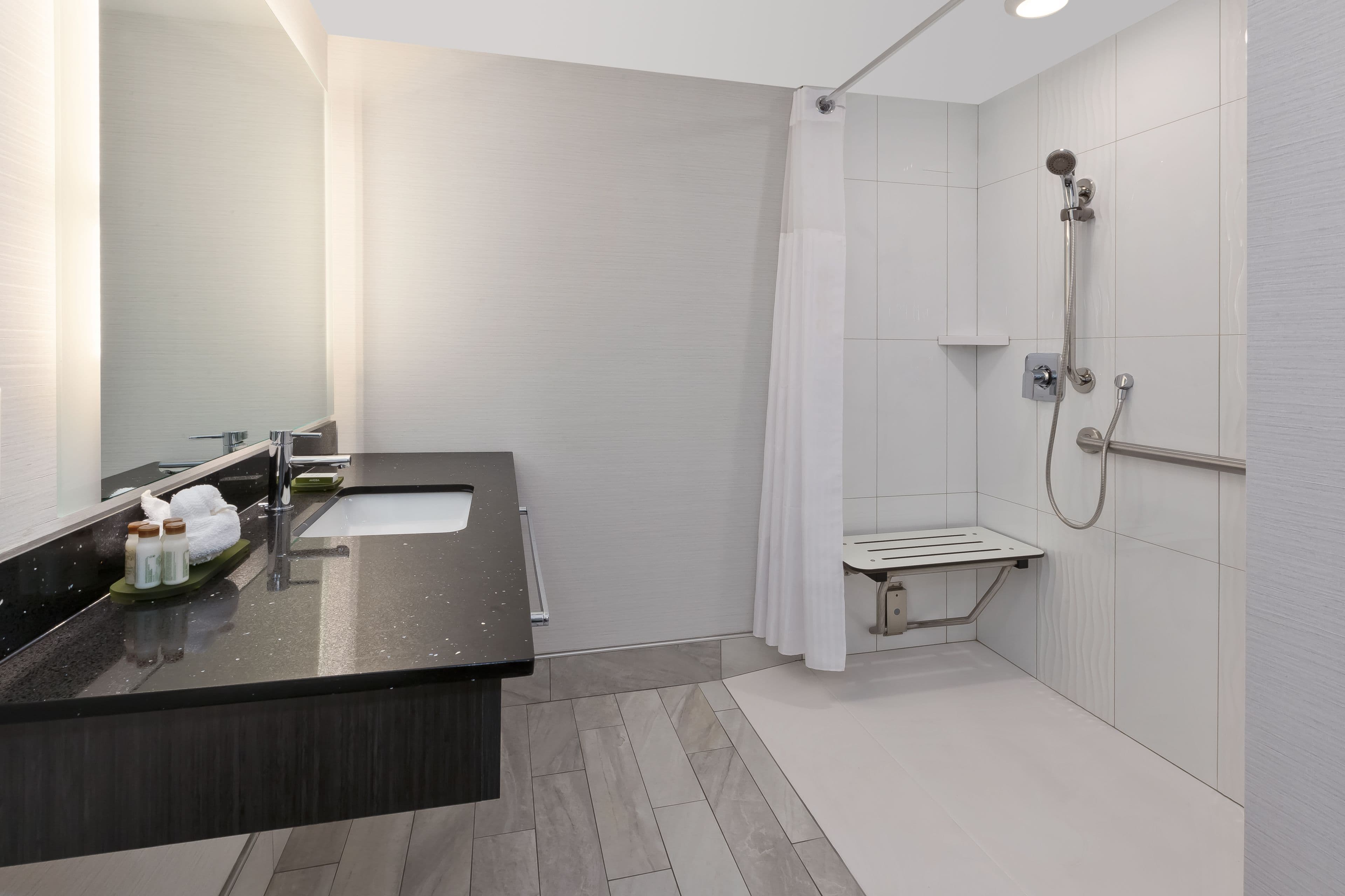 Hotel Indigo Rochester – Mayo Clinic Area — 32