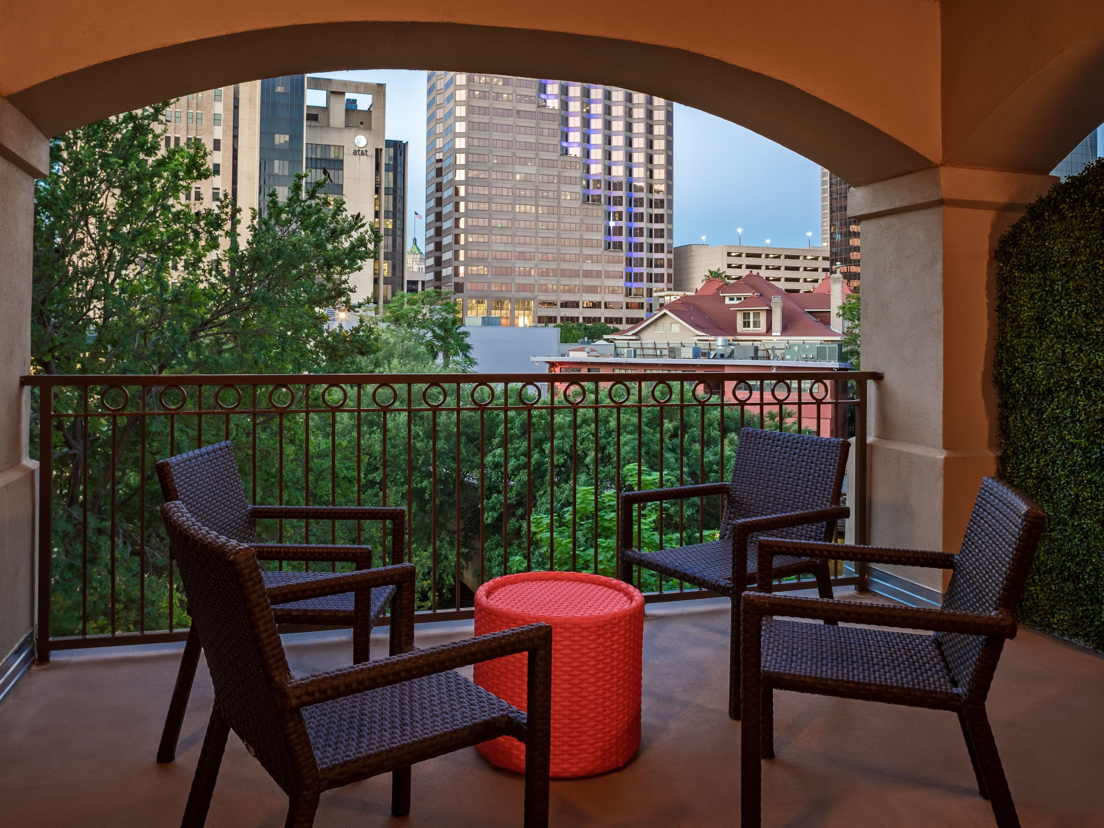Hotel Indigo San Antonio-Riverwalk — 16