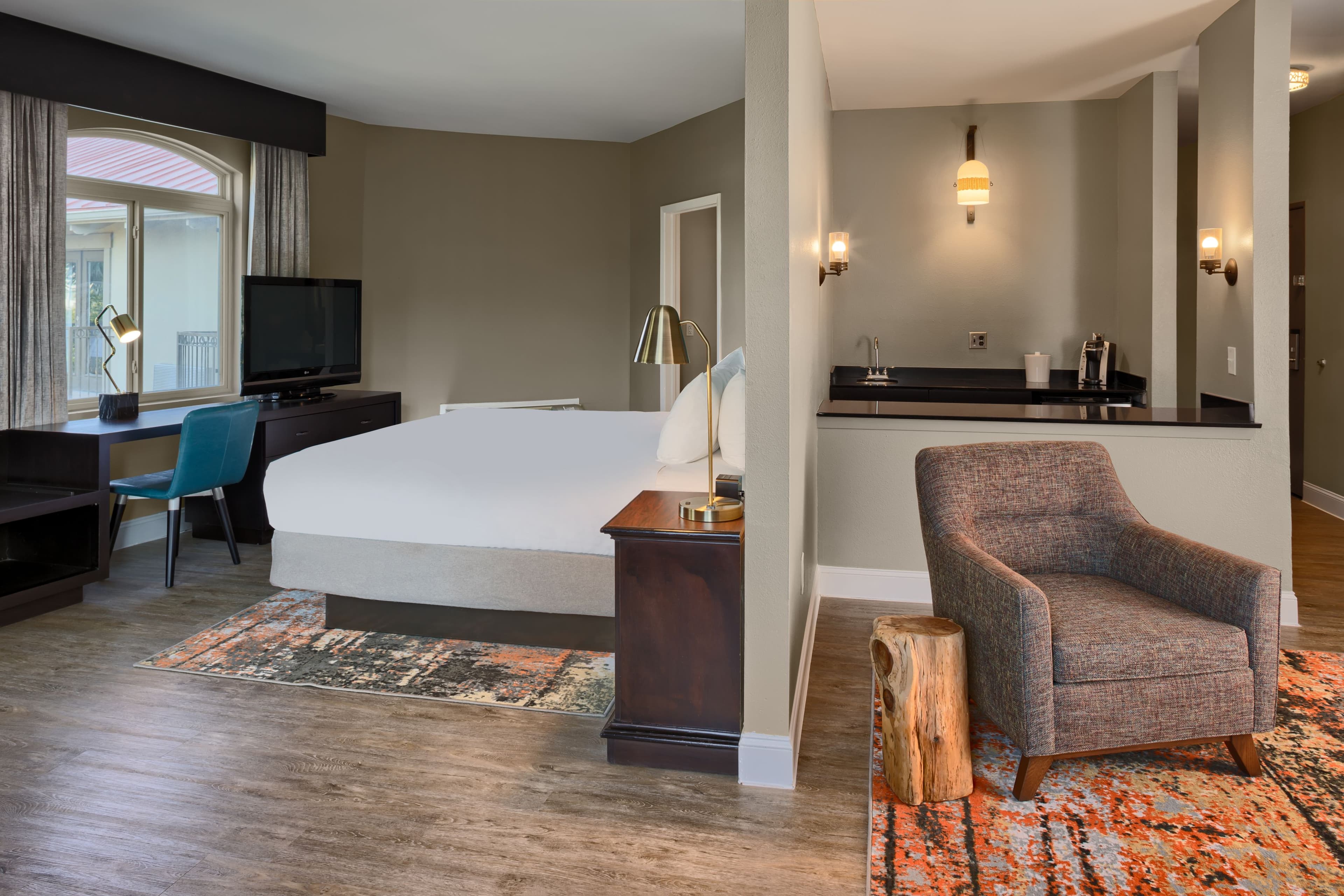 Hotel Indigo San Antonio-Riverwalk — 54