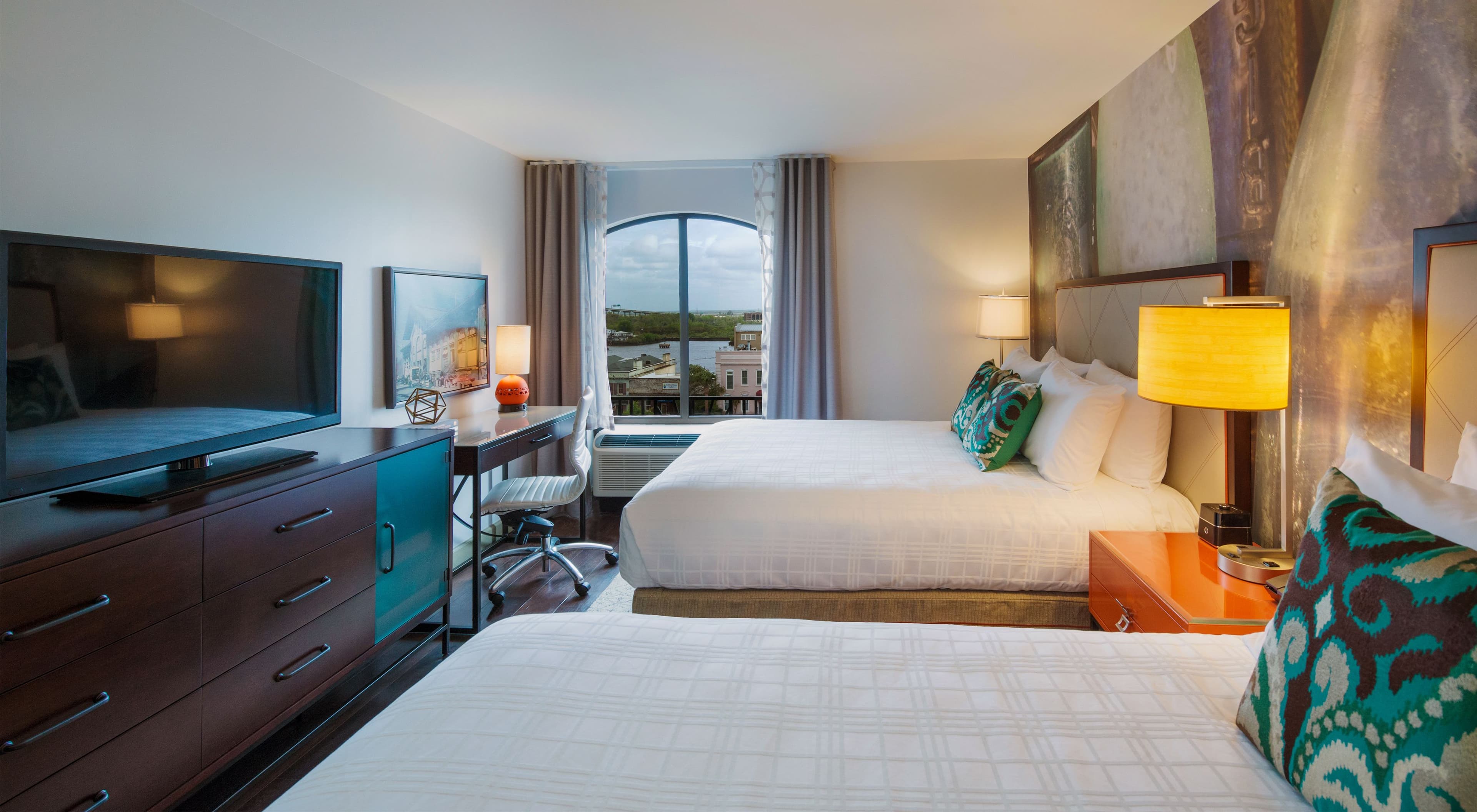 Hotel Indigo Savannah Historic District — 20