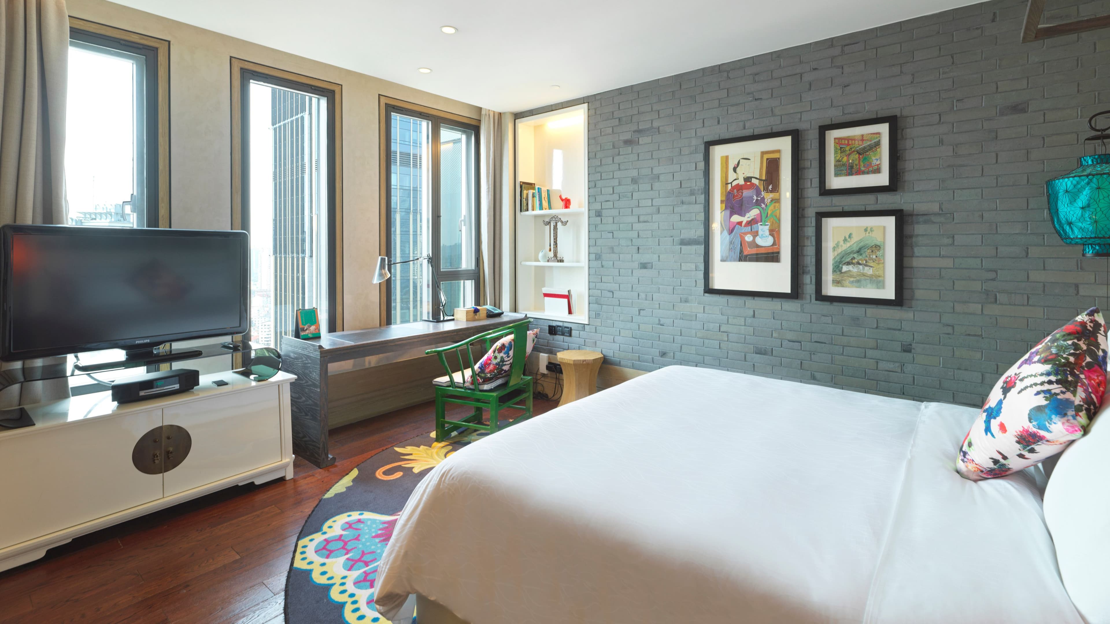 Hotel Indigo Shanghai On The Bund - Image 3