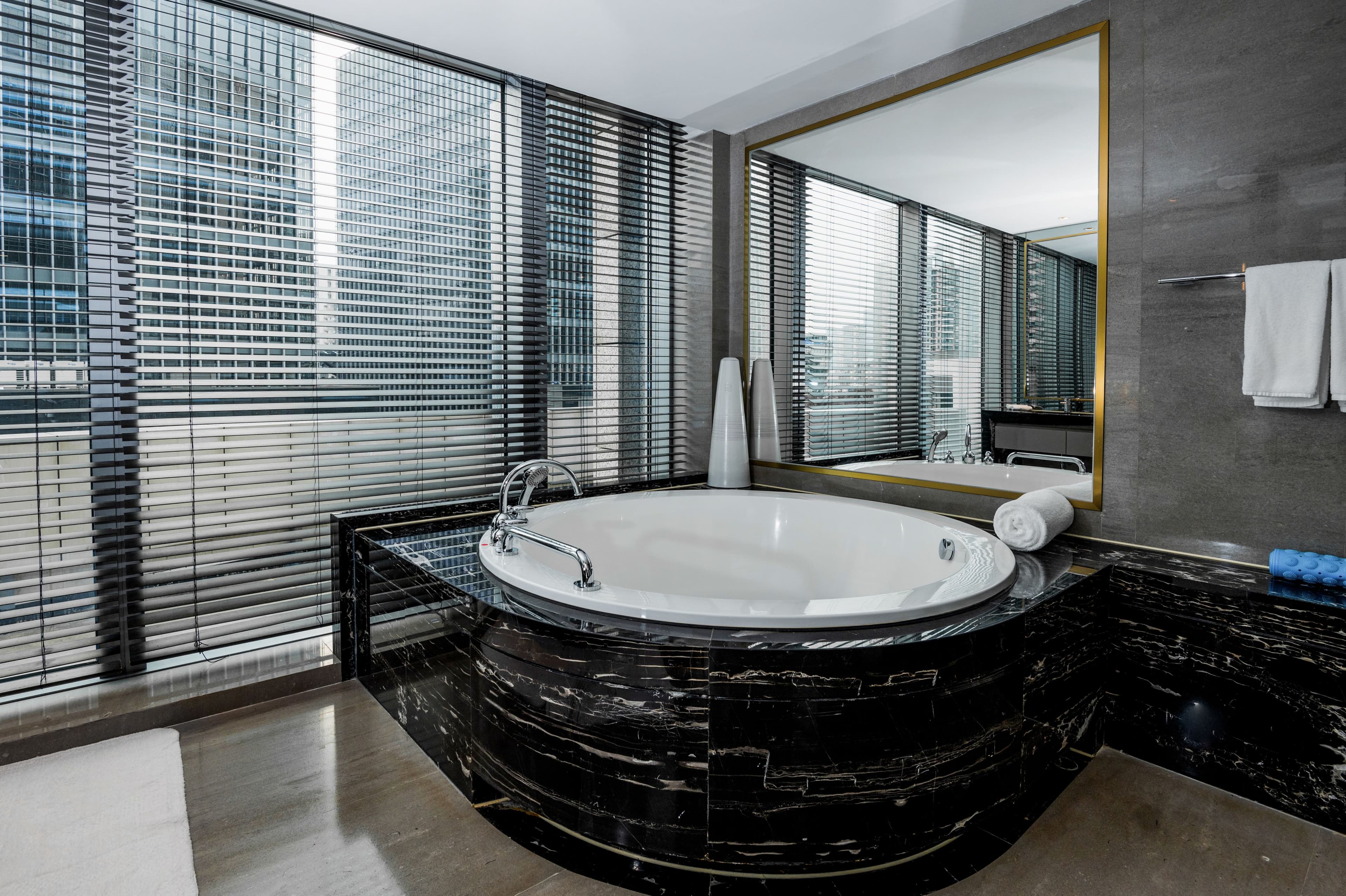 Hotel Indigo Shanghai Jing'An — 15