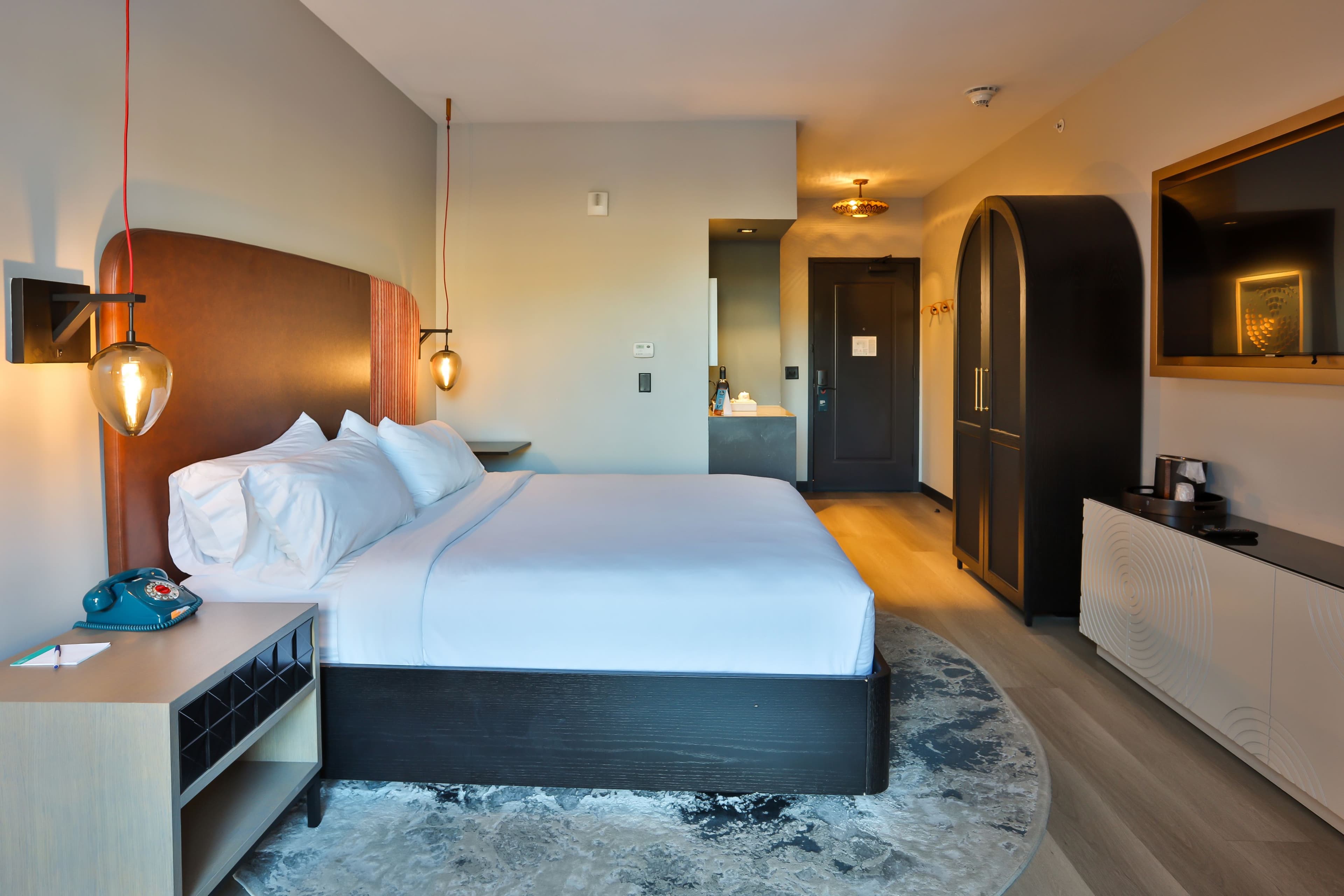 Hotel Indigo Silverthorne - Image 2