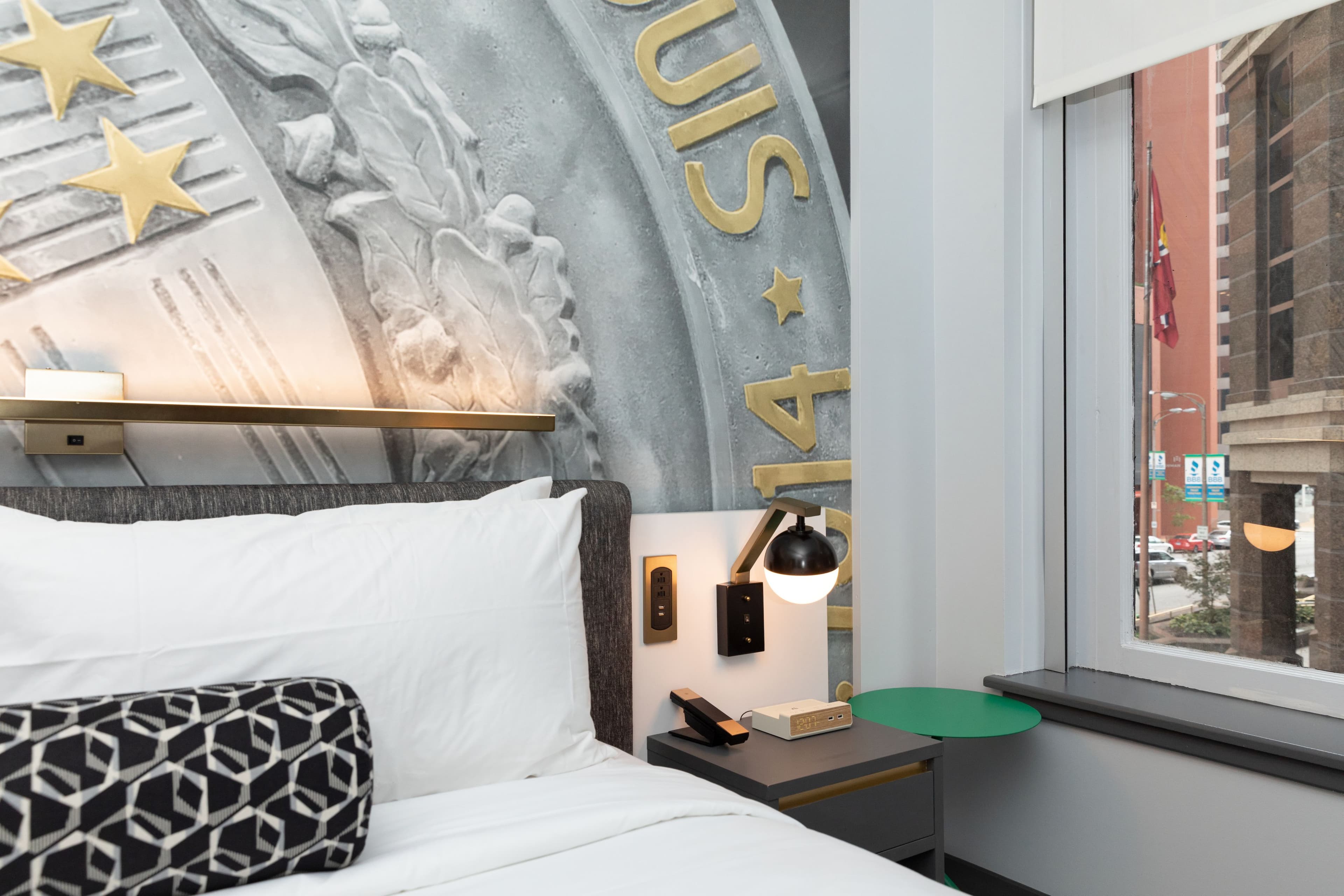 Hotel Indigo St. Louis - Downtown — 10