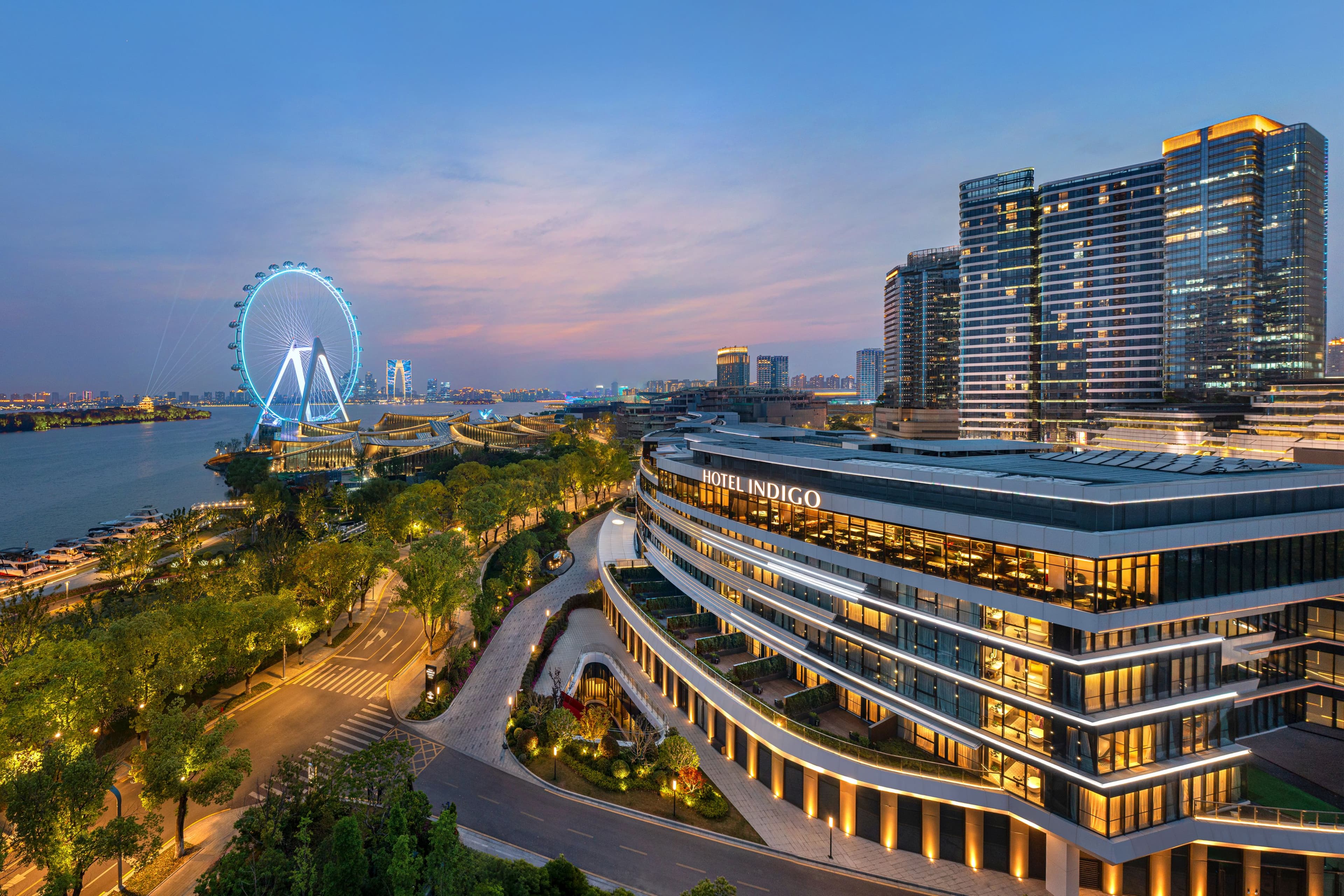 Hotel Indigo Suzhou Jinji Lake - Image 1