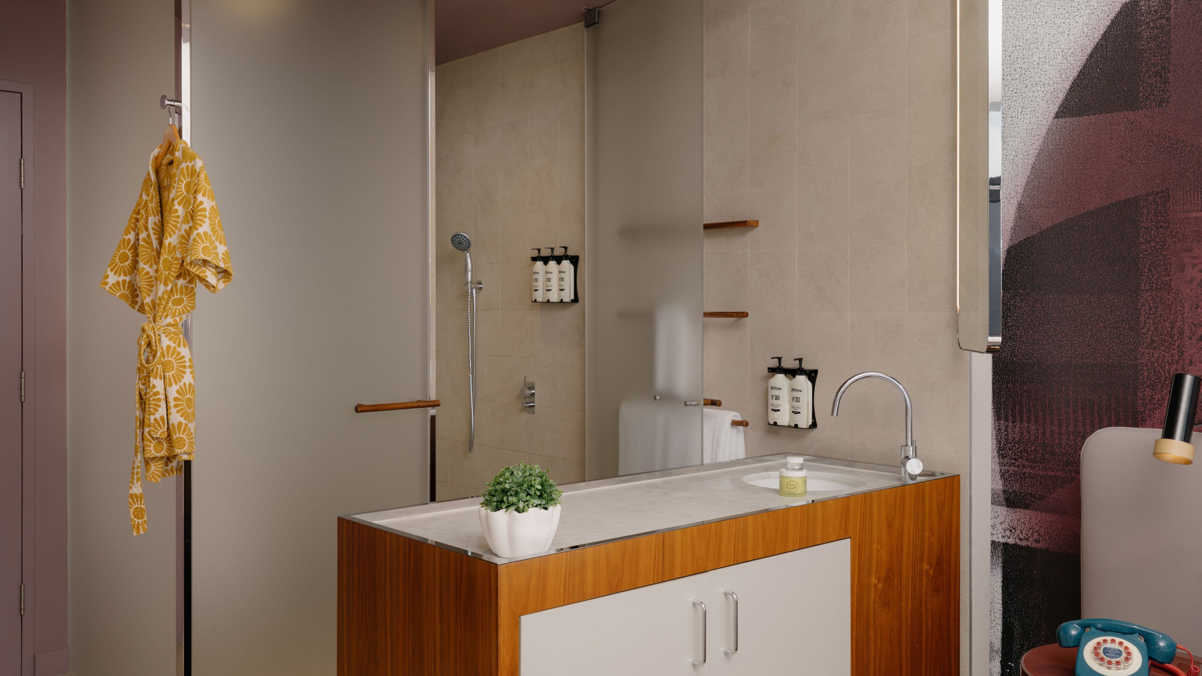 Hotel Indigo Sydney Potts Point — 33