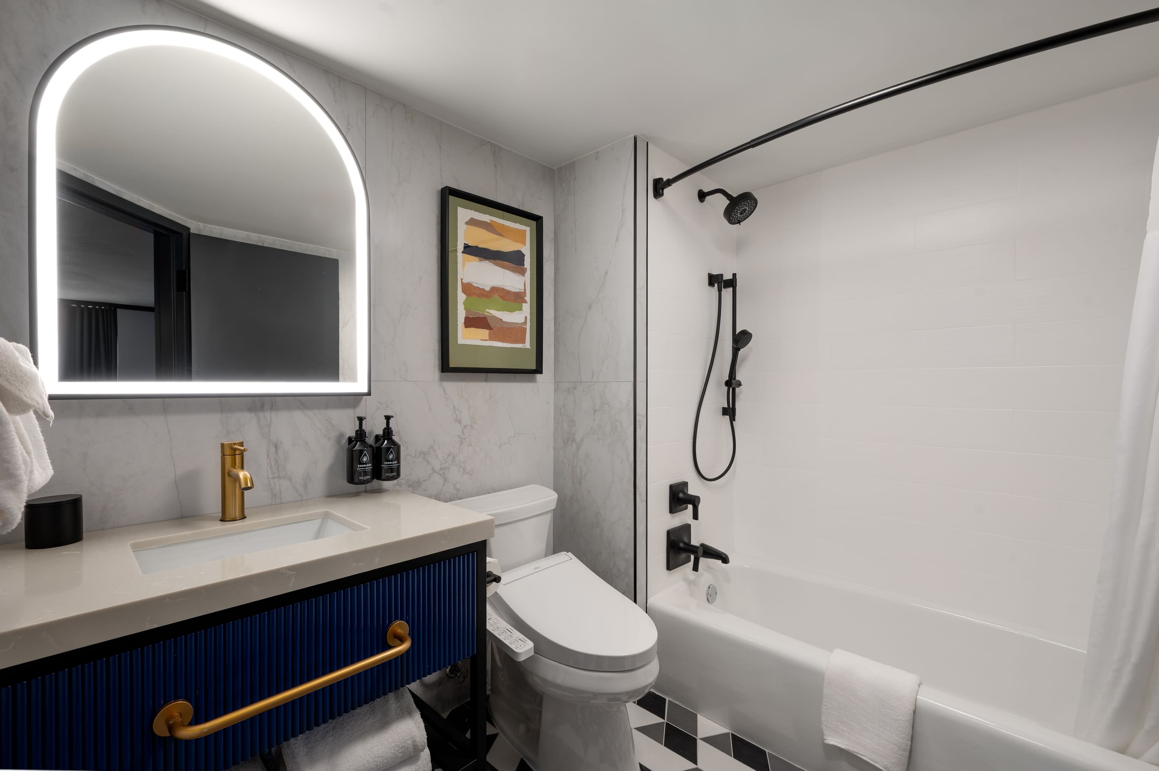 Hotel Indigo Detroit North - Troy - Image 4