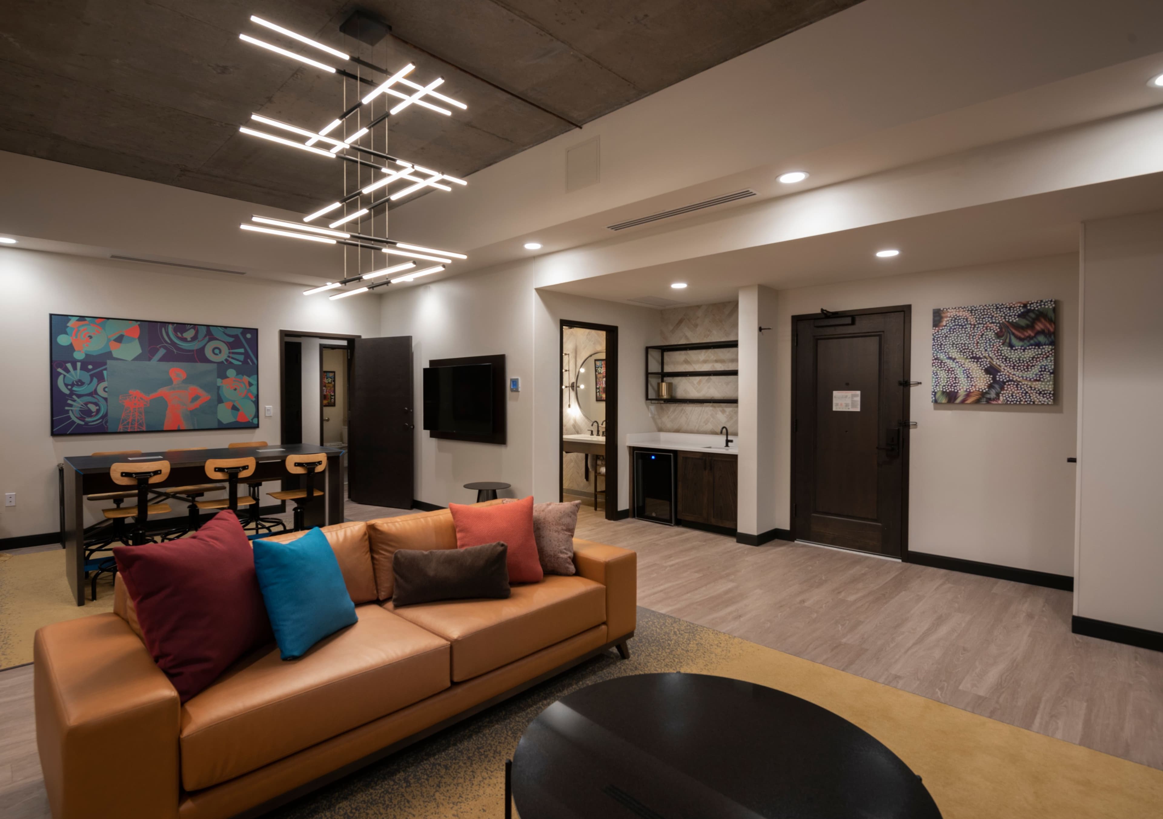 Hotel Indigo Tulsa DWTN-Entertainment Area — 42