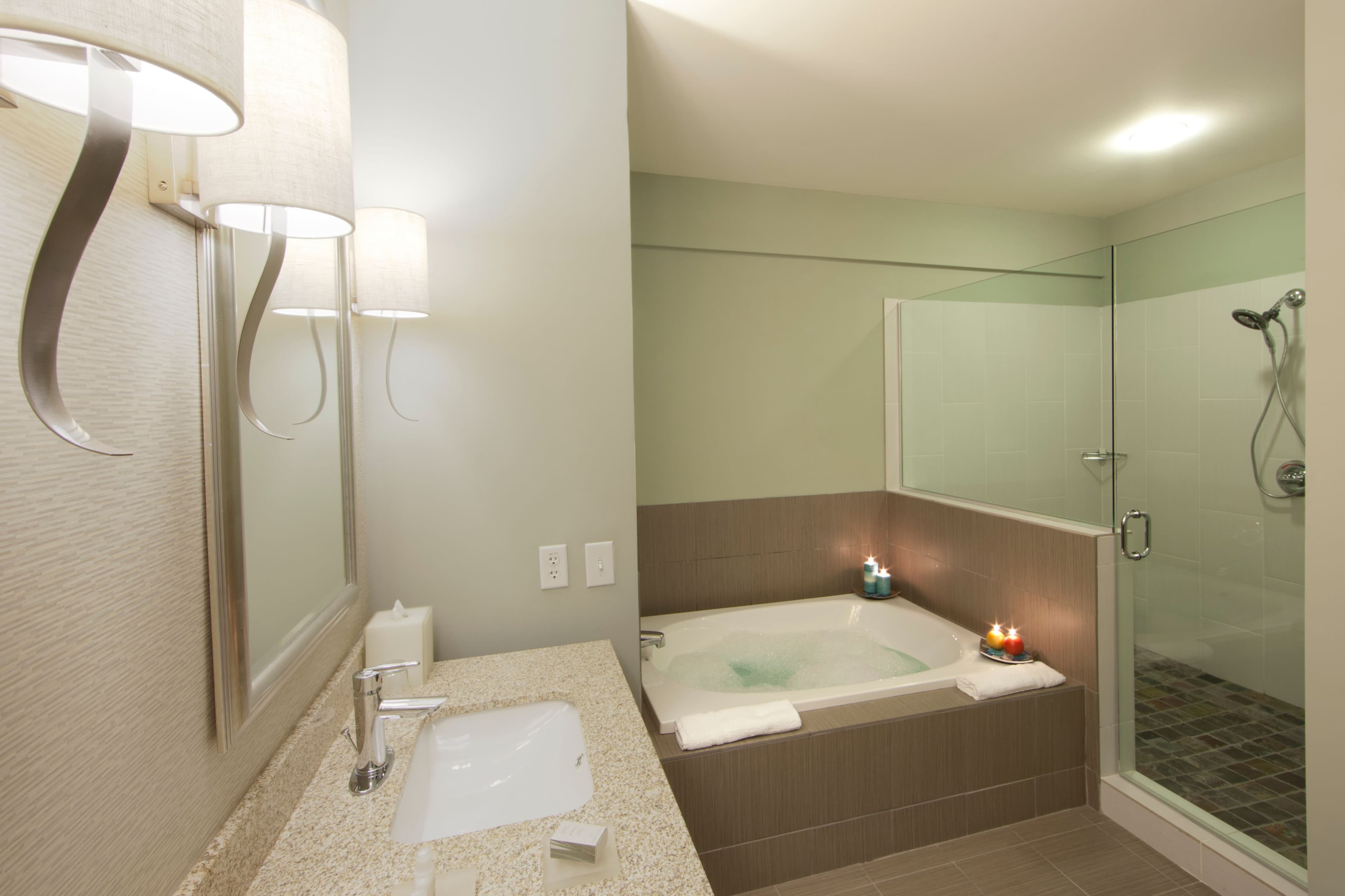 Hotel Indigo Waco - Baylor — 62