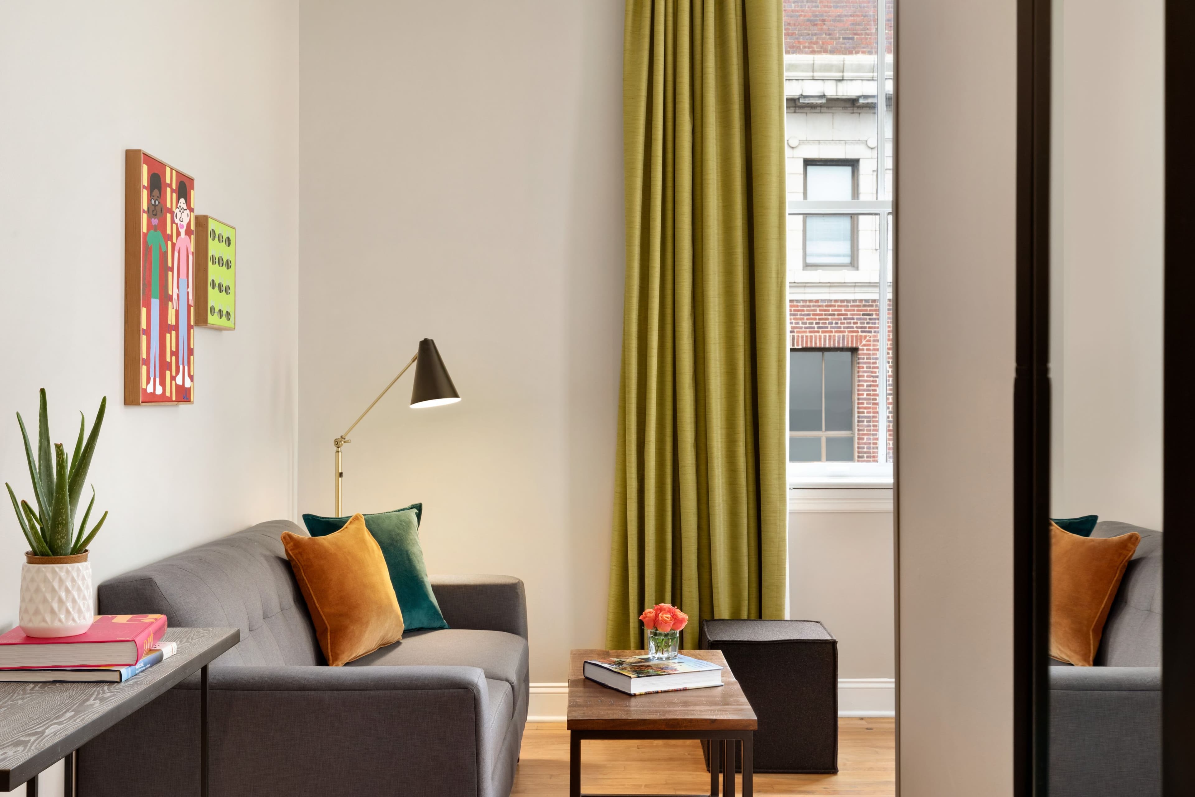 Hotel Indigo Winston-Salem Downtown — 11