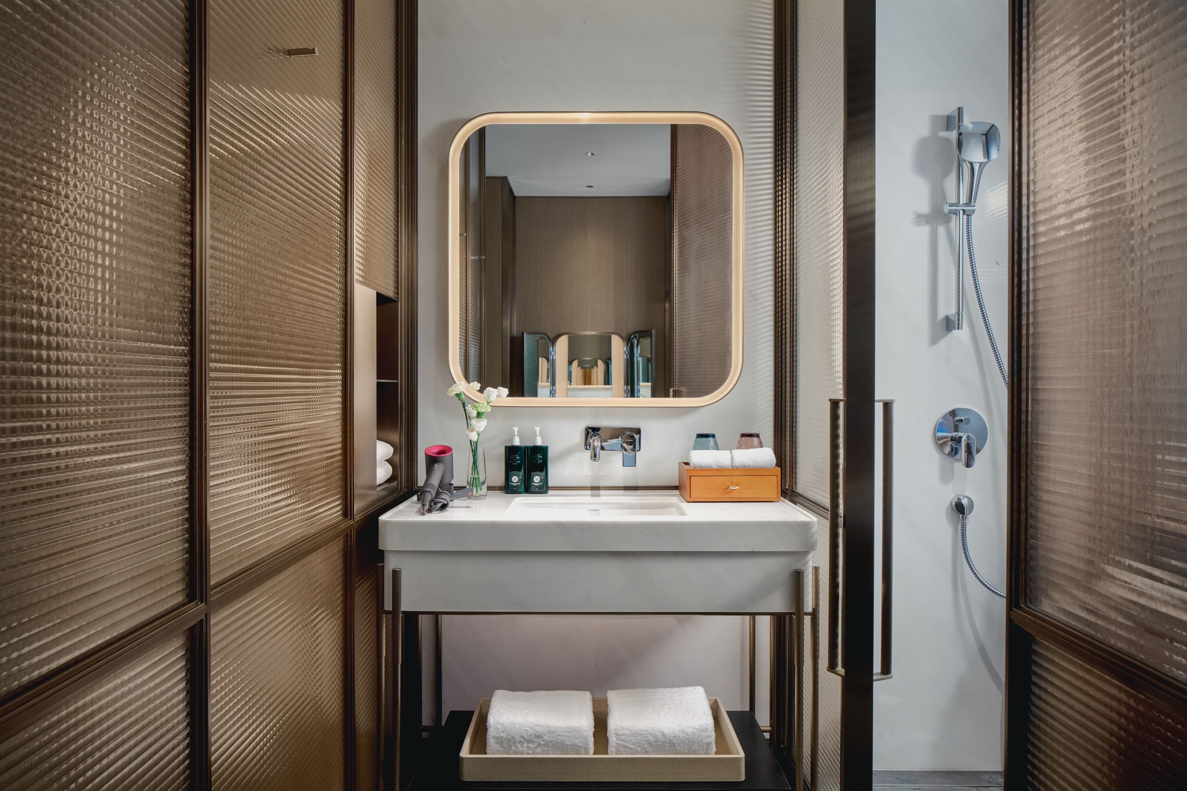 Hotel Indigo Wuxi Qingming Bridge — 3