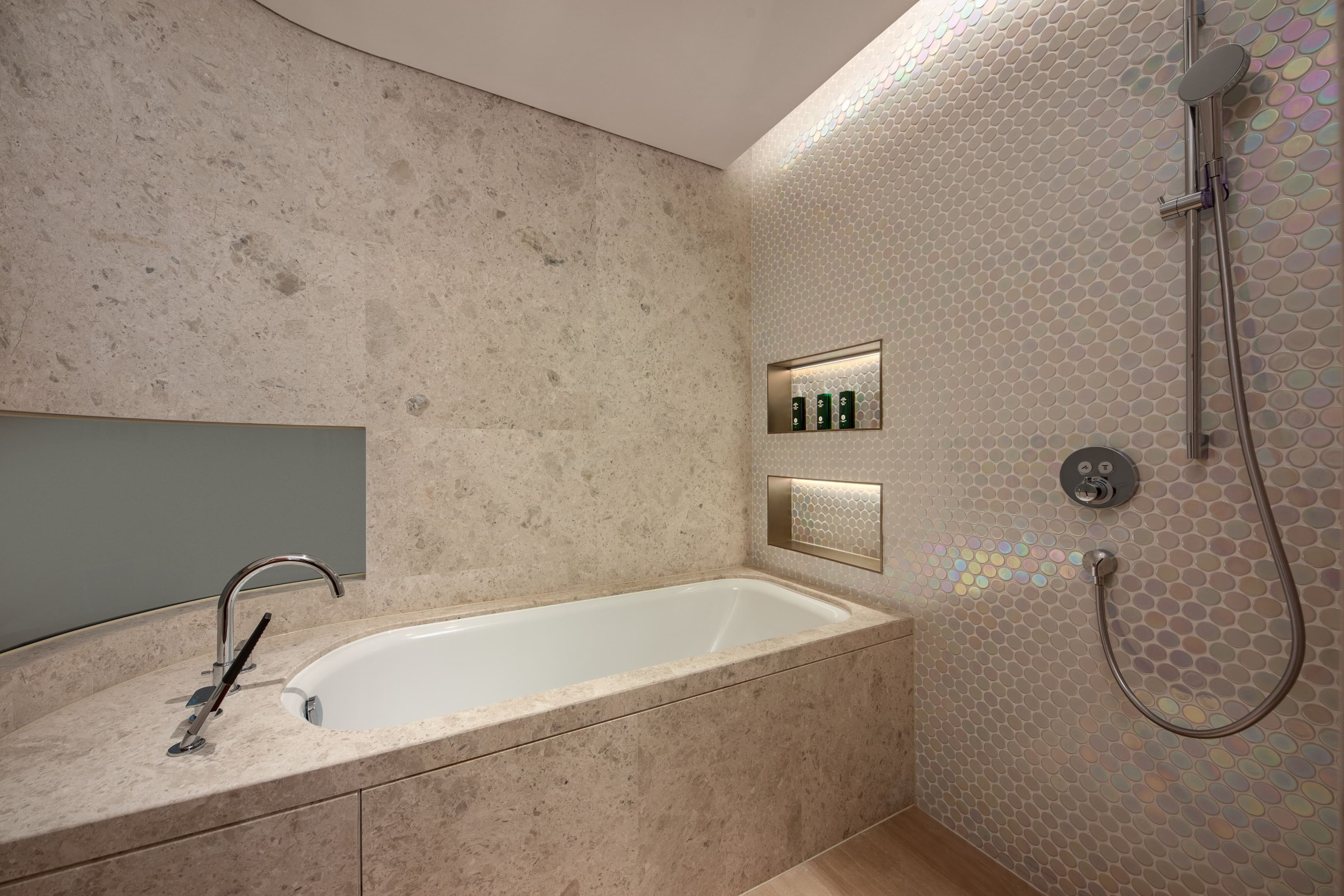 Hotel Indigo Wuxi Taihu New City — 11