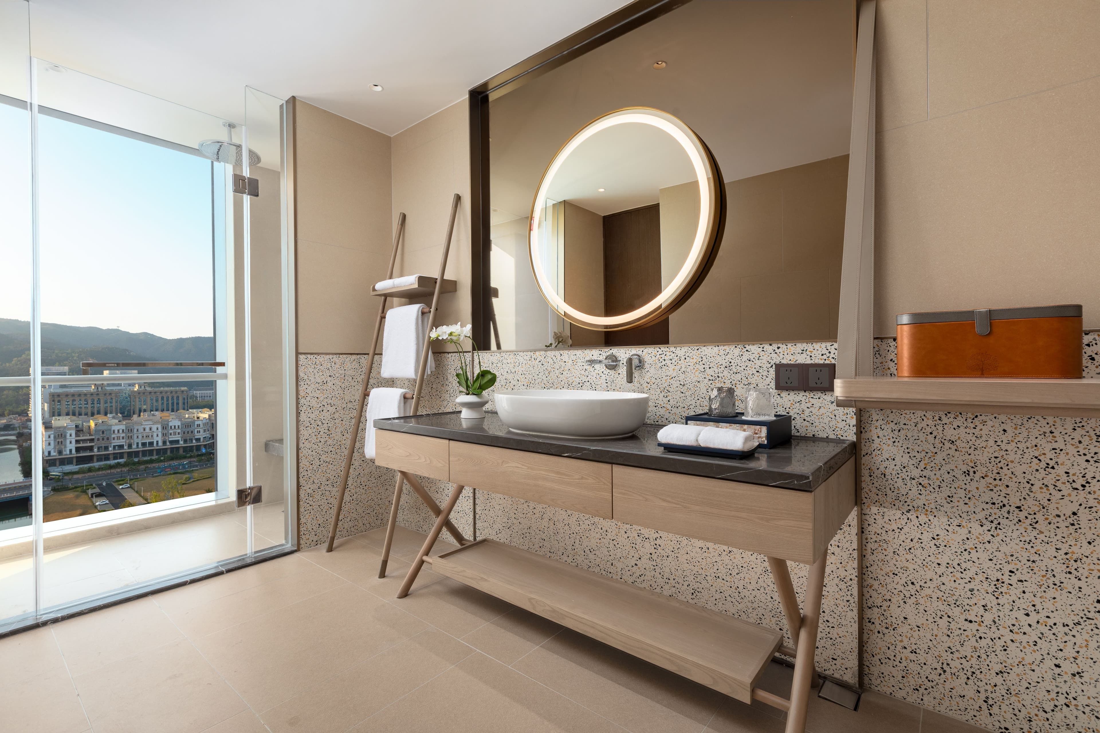 Hotel Indigo Hengqin - Image 5