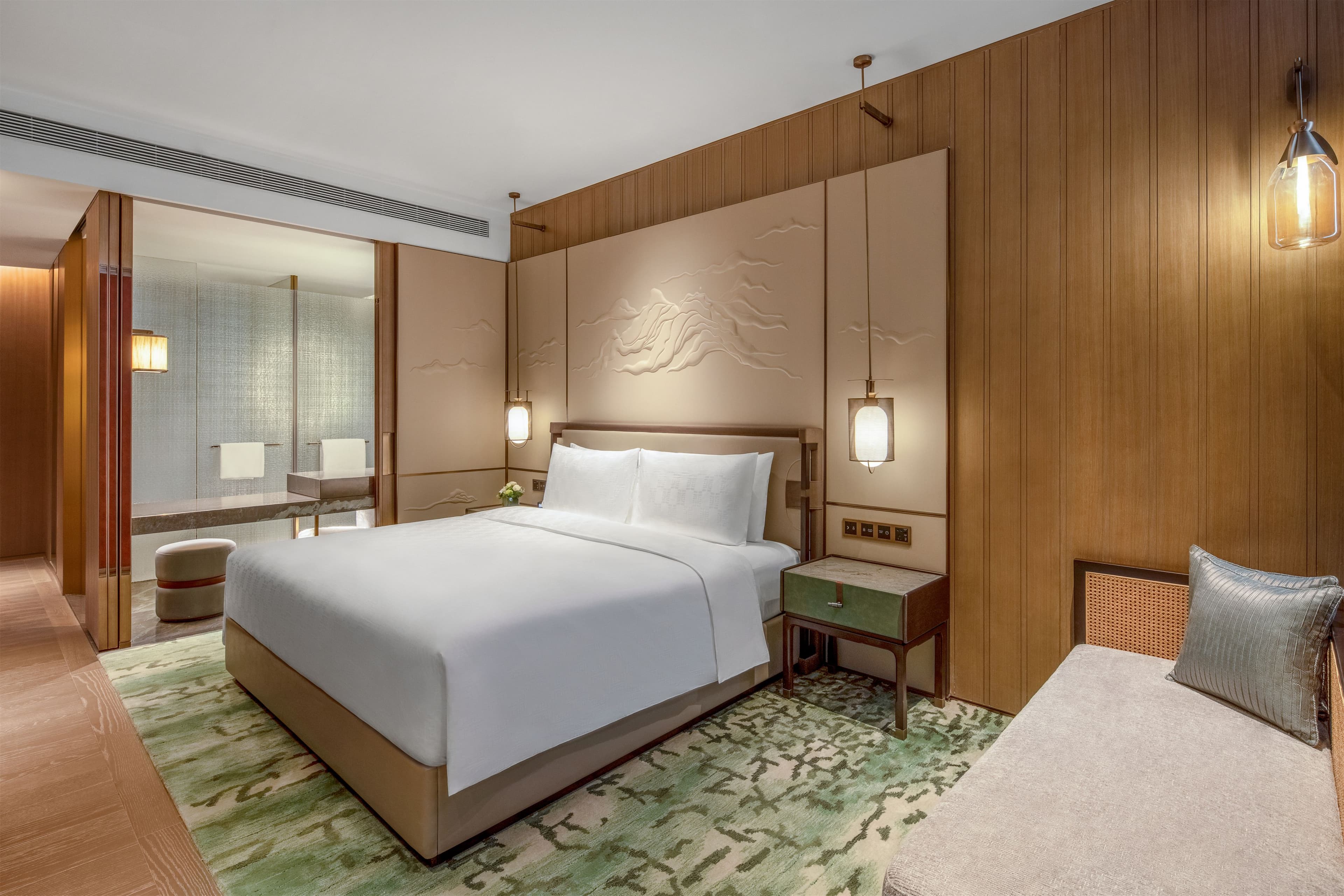 HUALUXE Qingdao Licang - Image 3