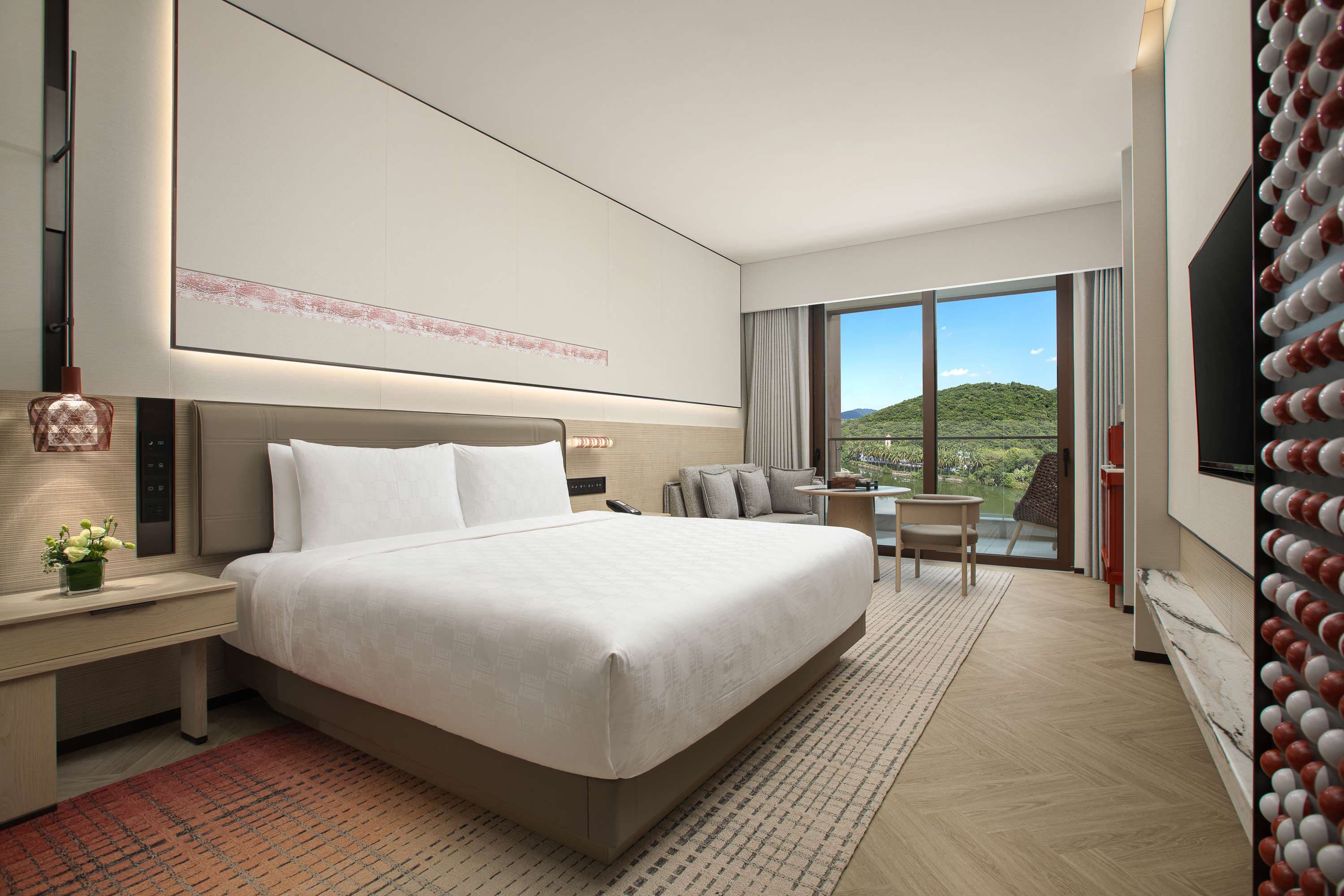 HUALUXE Sanya Yalong Bay Resort - Image 4