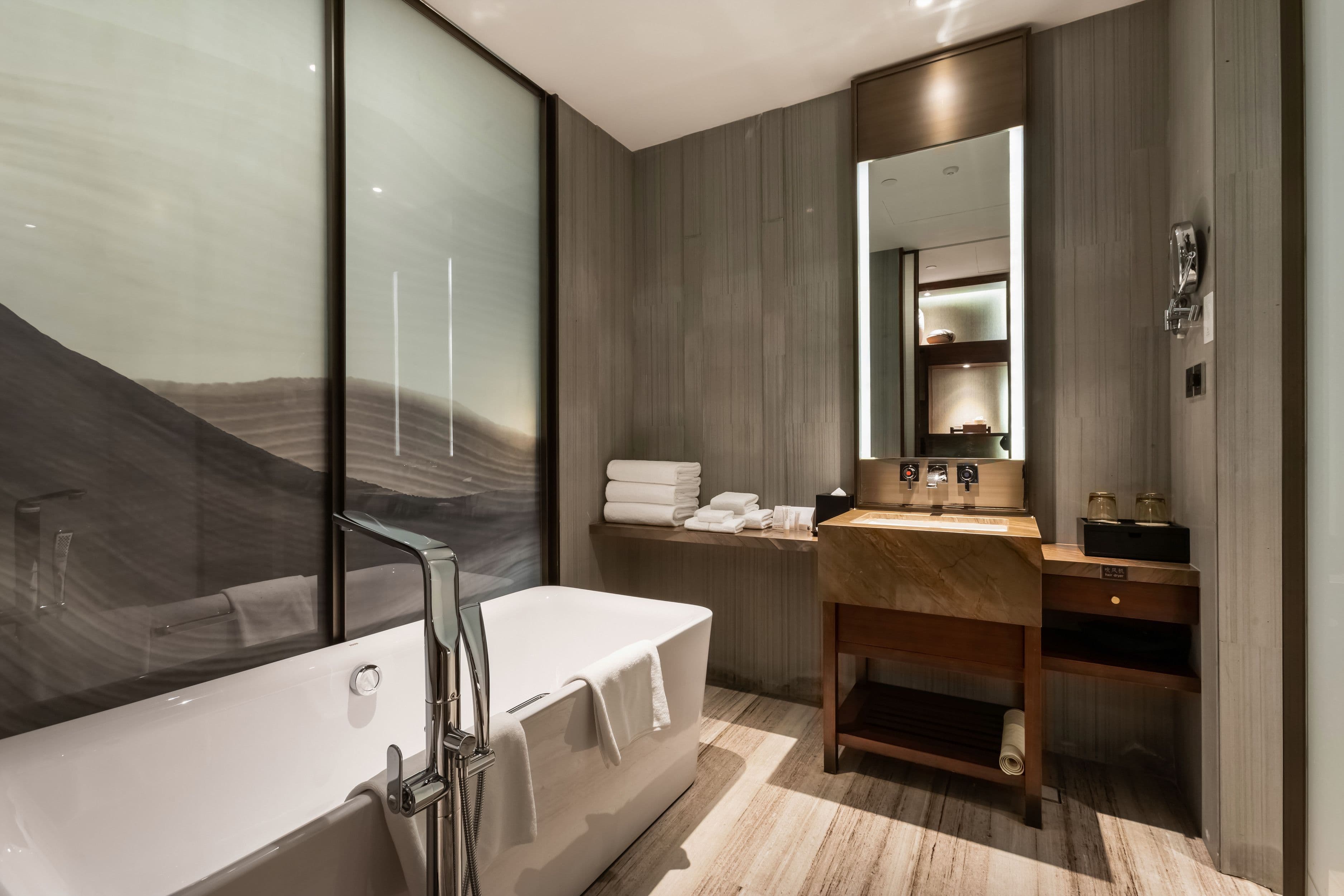 HUALUXE Wuxi Taihu - Image 3