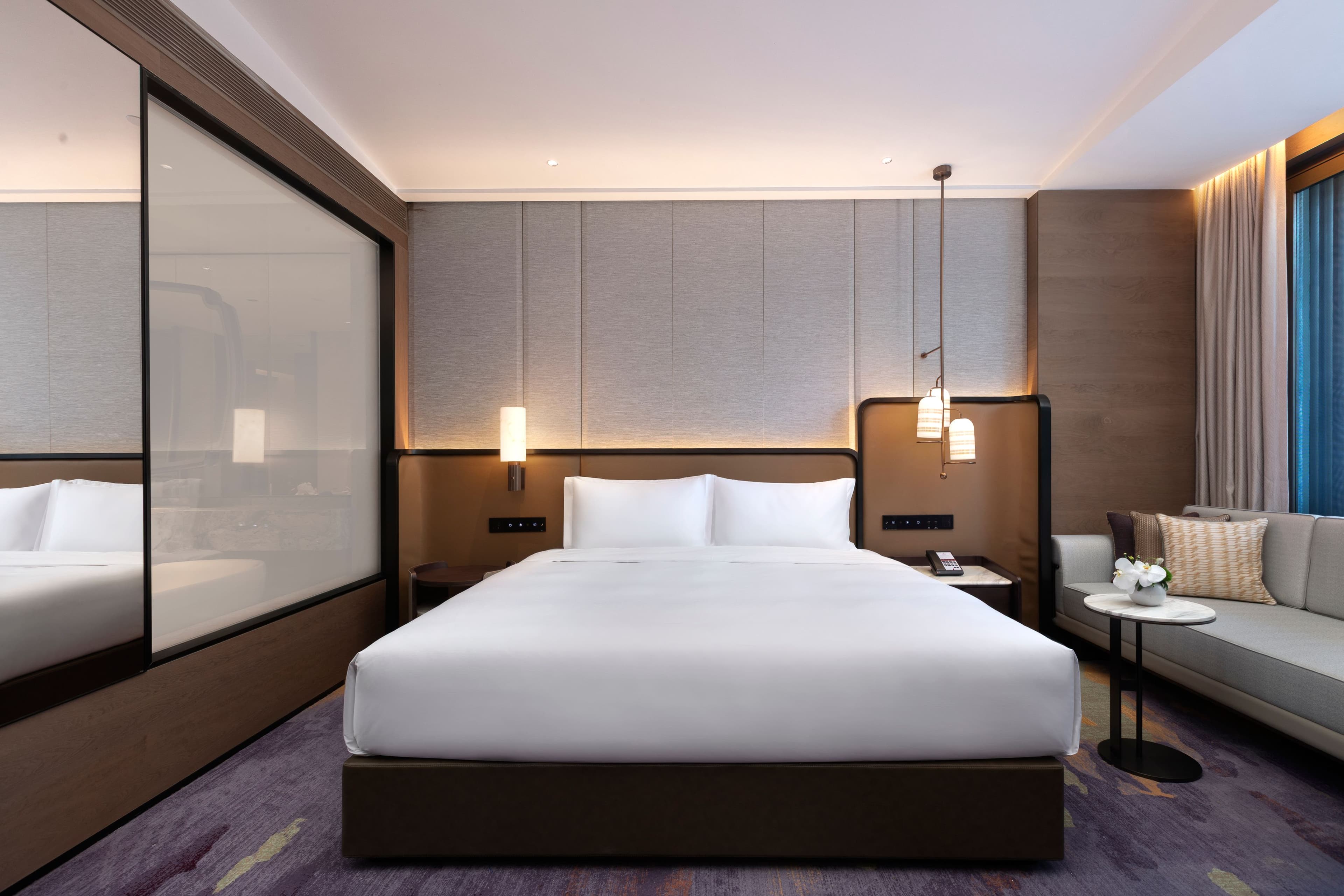 HUALUXE Xianyang — 16