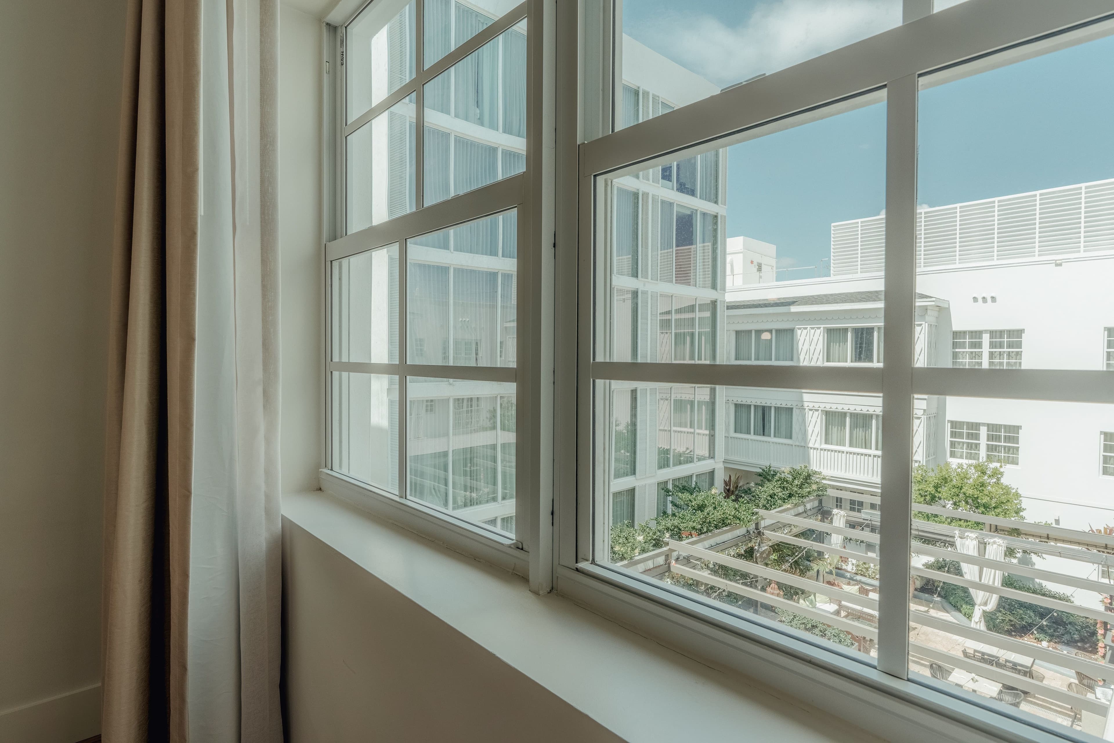 Iberostar Waves Miami Beach — 21