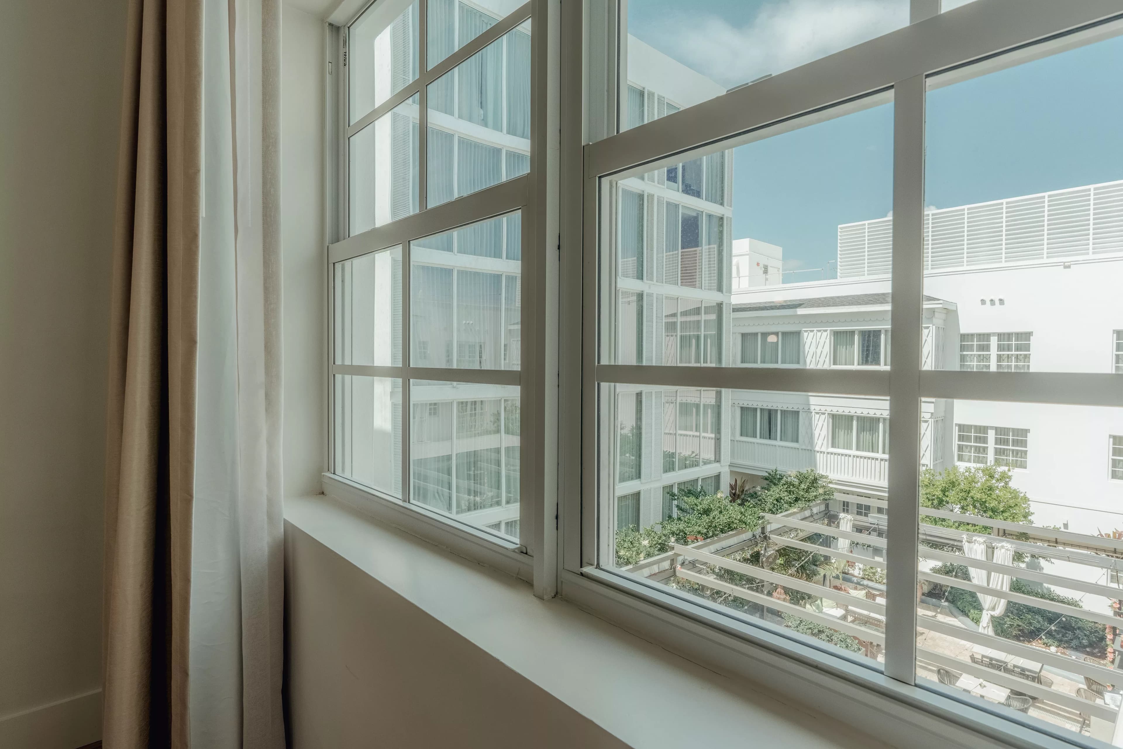 Iberostar Waves Miami Beach — 21