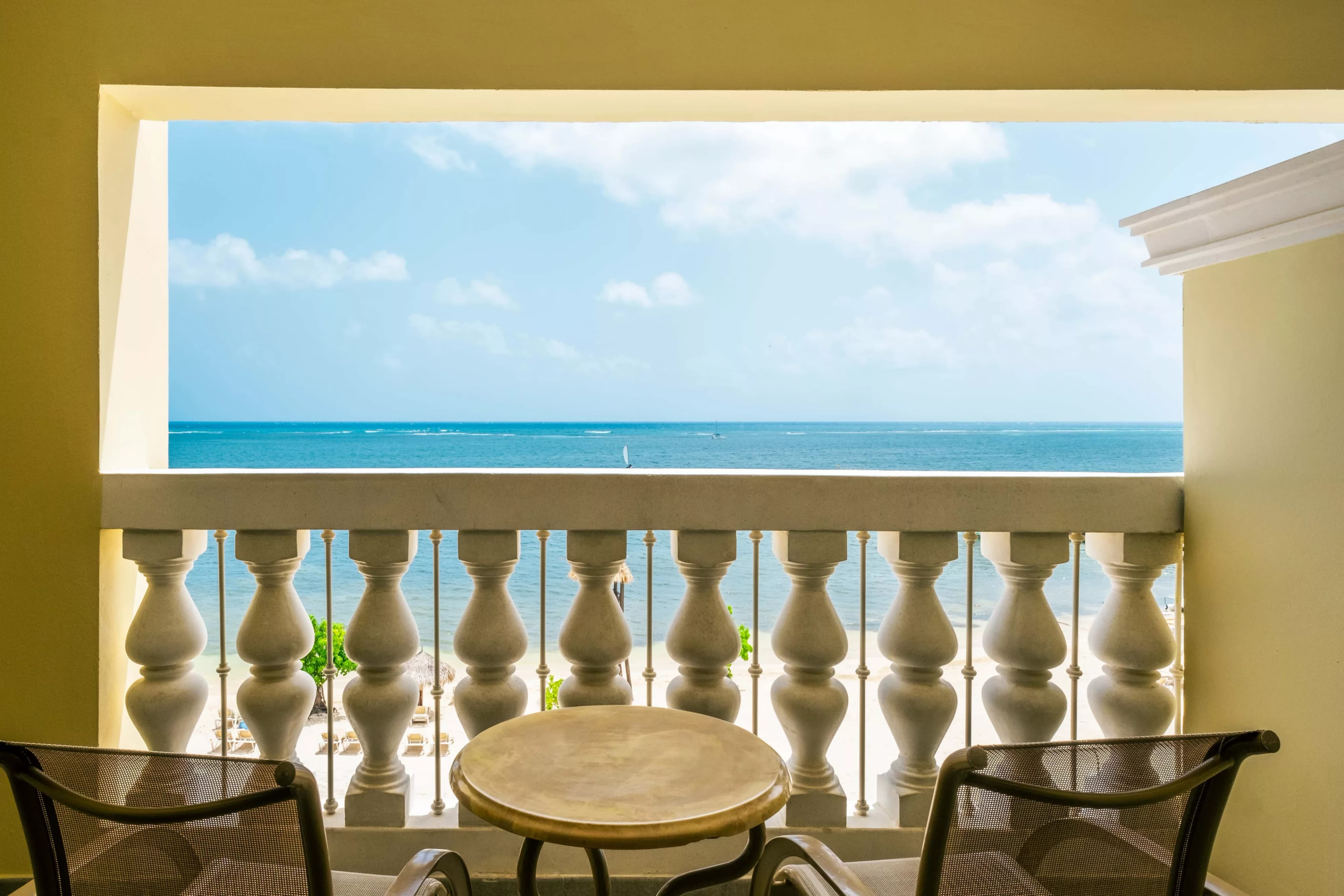 Iberostar Waves Rose Hall Beach — 16
