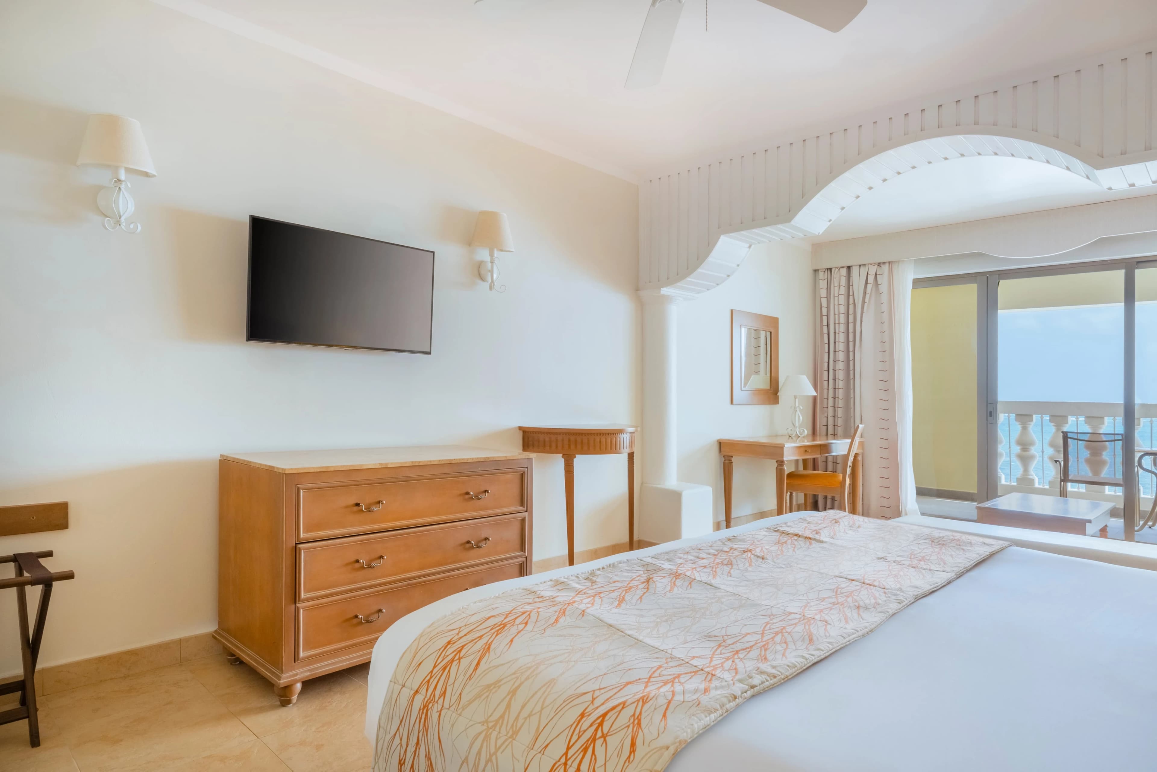 Iberostar Waves Rose Hall Beach — 18