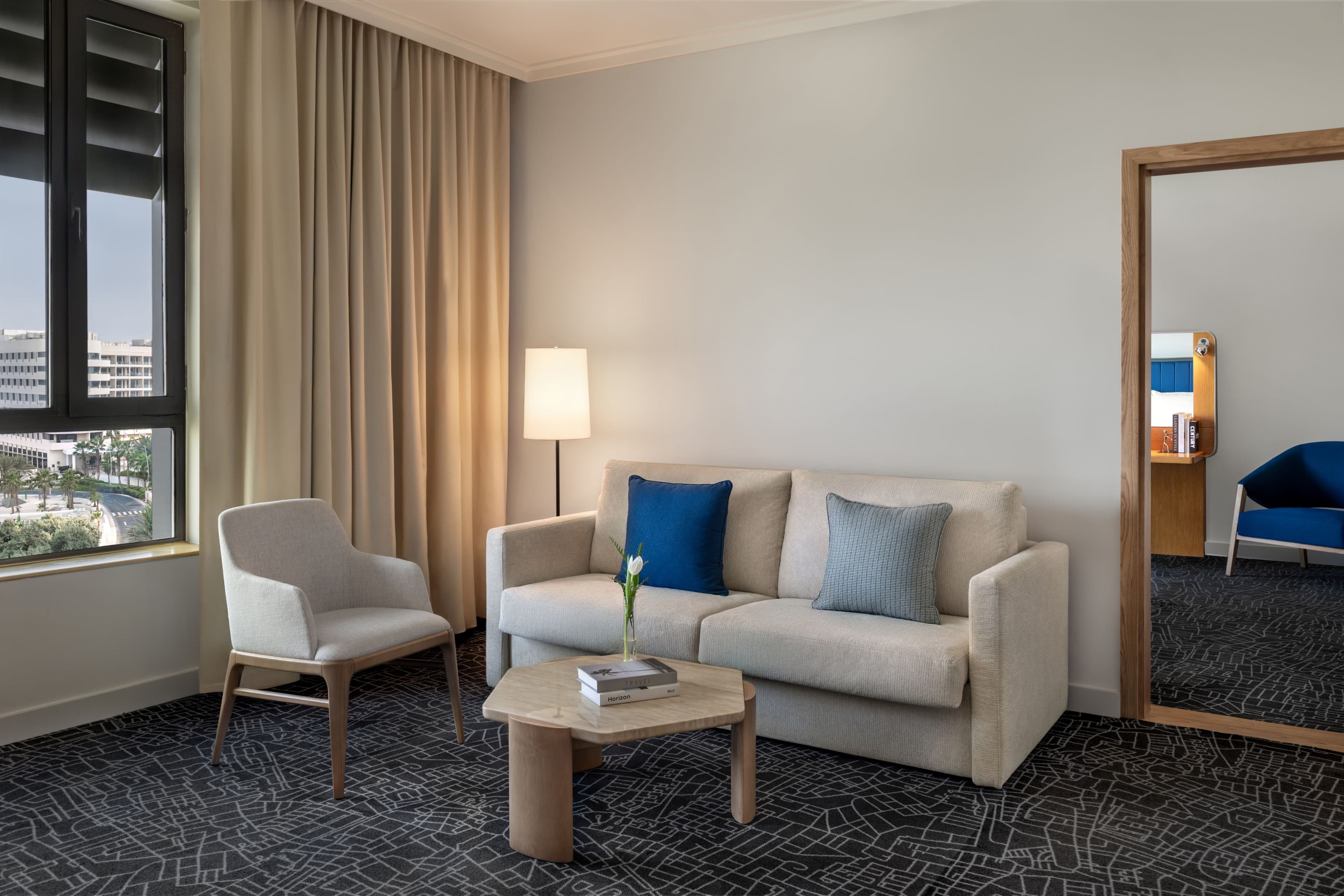 Independent (SPHC) Yas Plaza Bay — 45