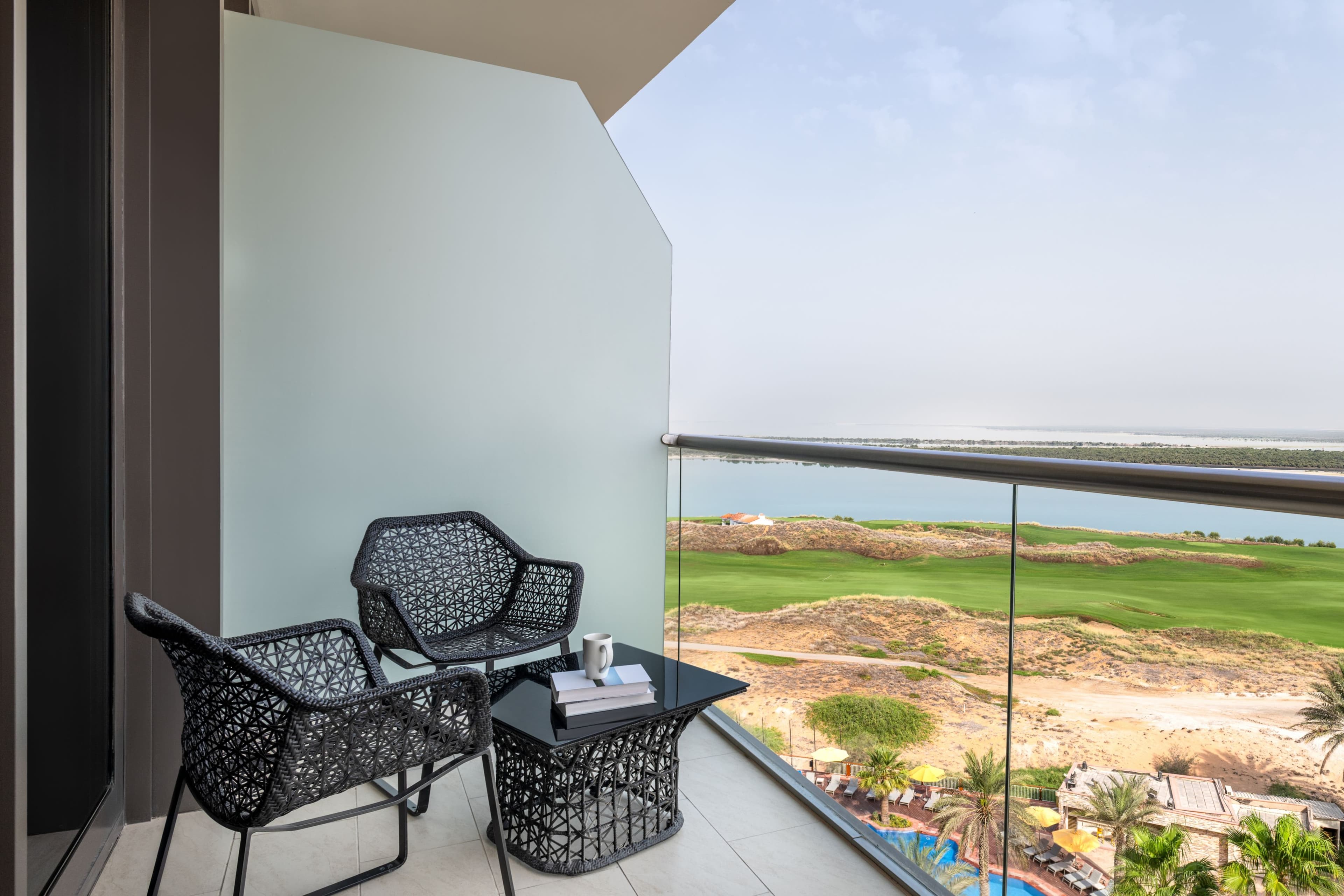 Independent (SPHC) Yas Plaza Bay — 26