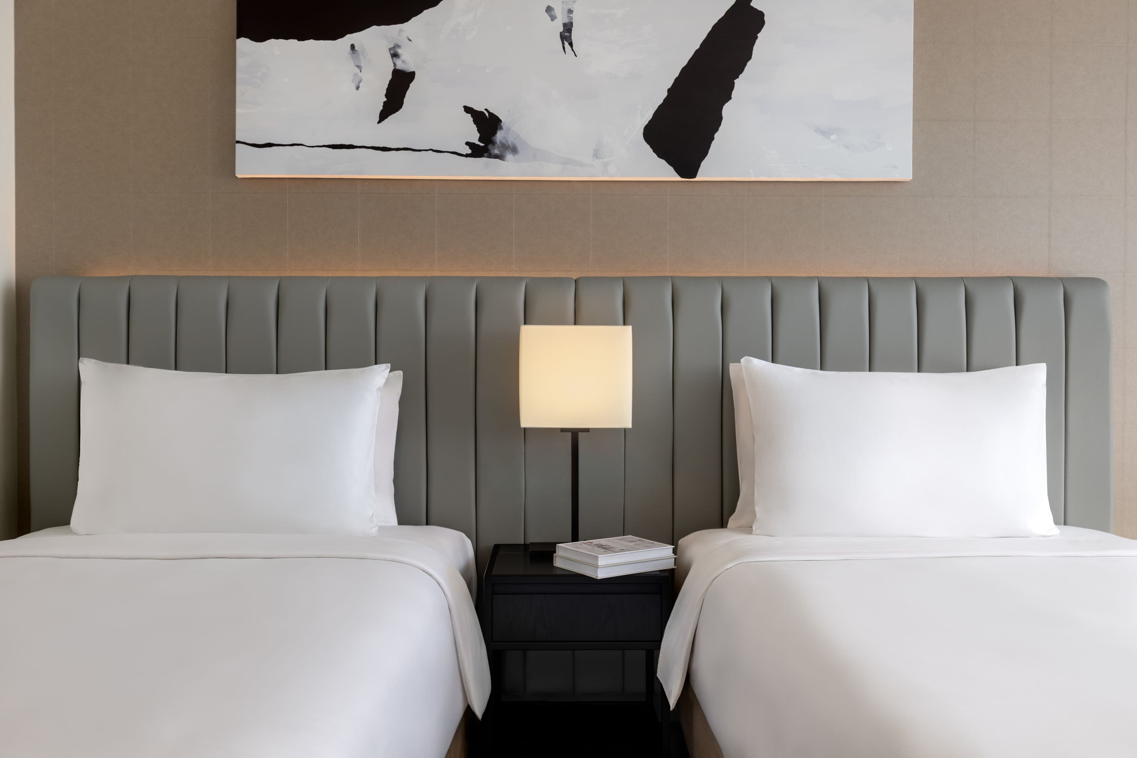 Independent (SPHC) Yas Plaza Marina — 26