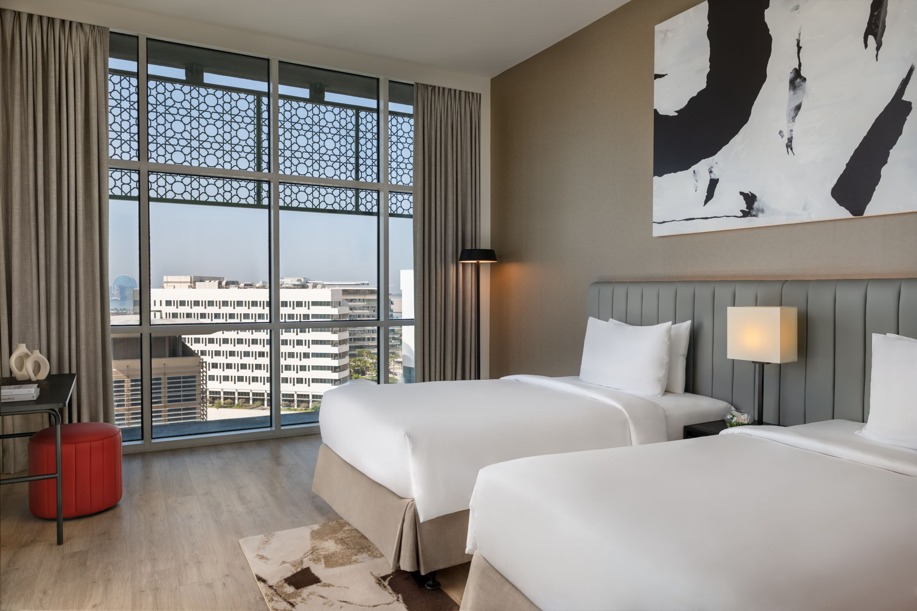 Independent (SPHC) Yas Plaza Marina — 25