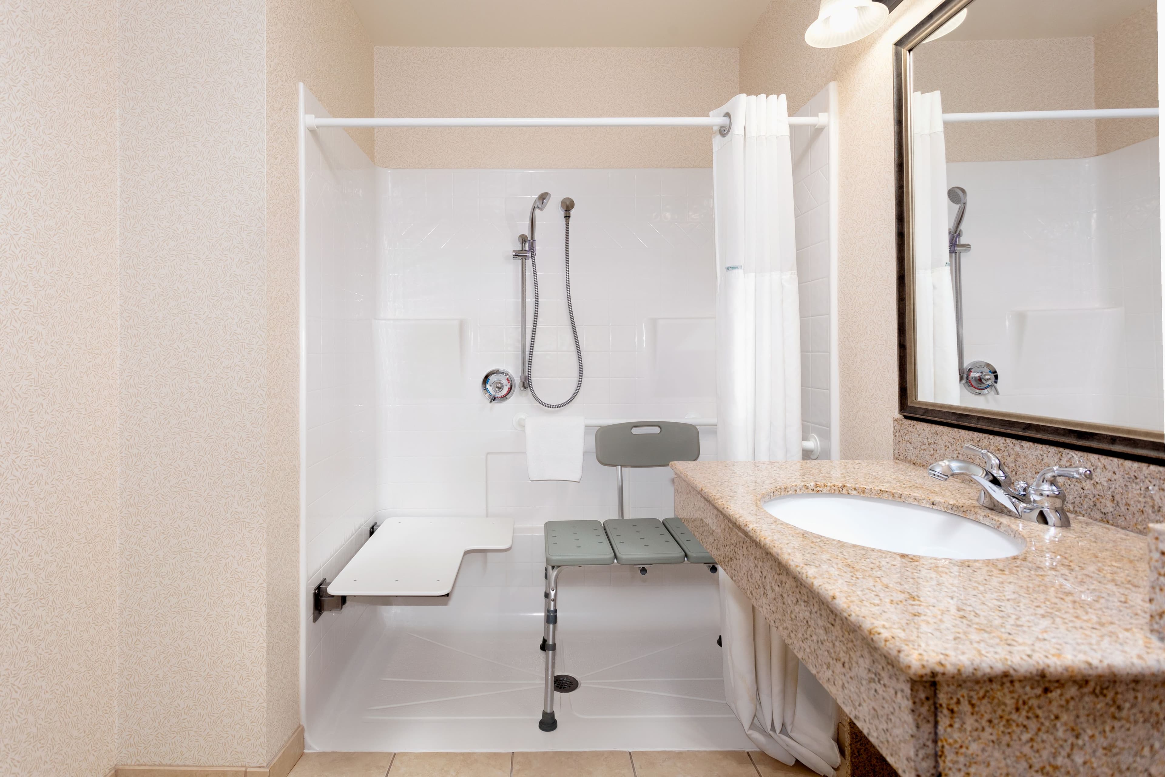 Independent (SPHC) Lexington Expo Hotel — 17