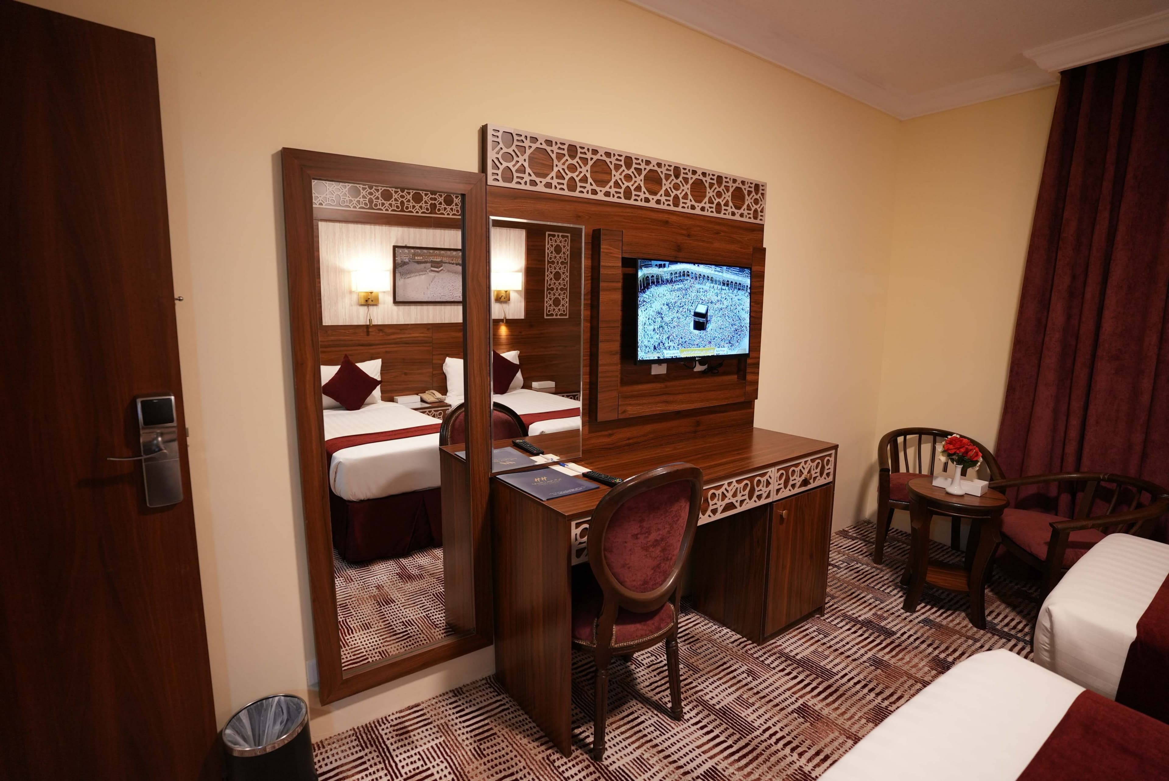 Independent (SPHC) Abraj Al Tayseer Tuwa Hotel — 6