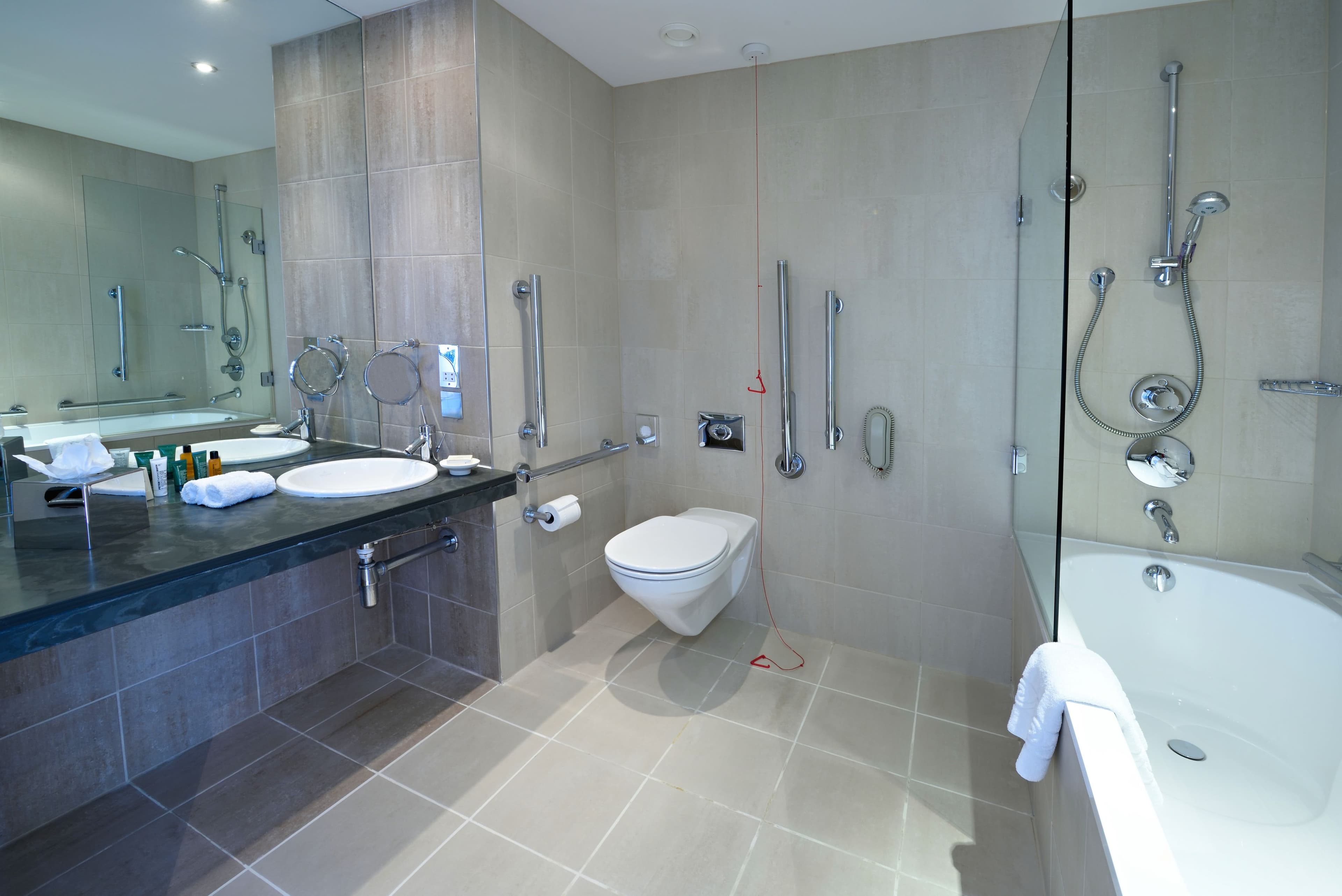 Independent (SPHC) The Manchester Deansgate Hotel — 8