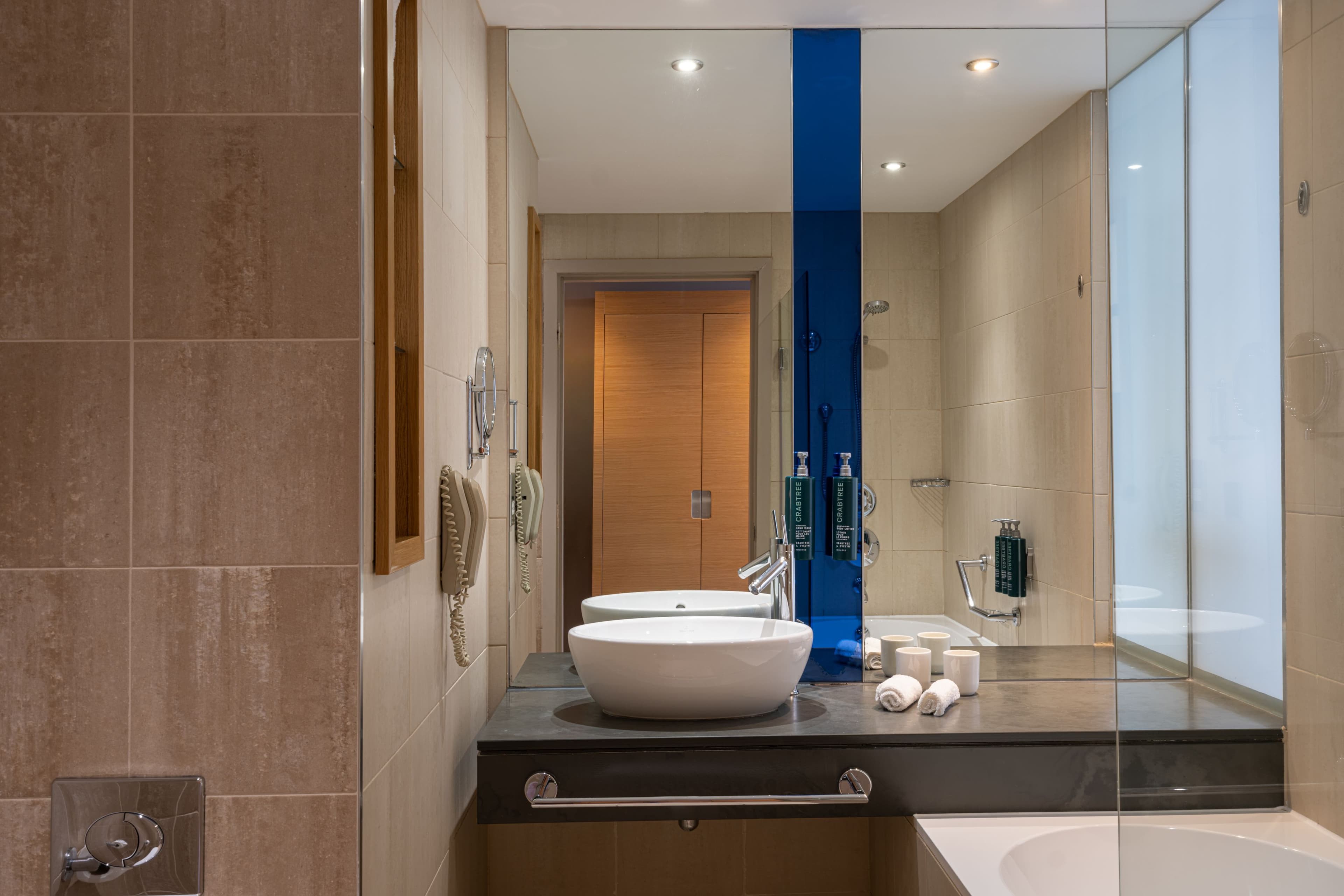 Independent (SPHC) The Manchester Deansgate Hotel — 27