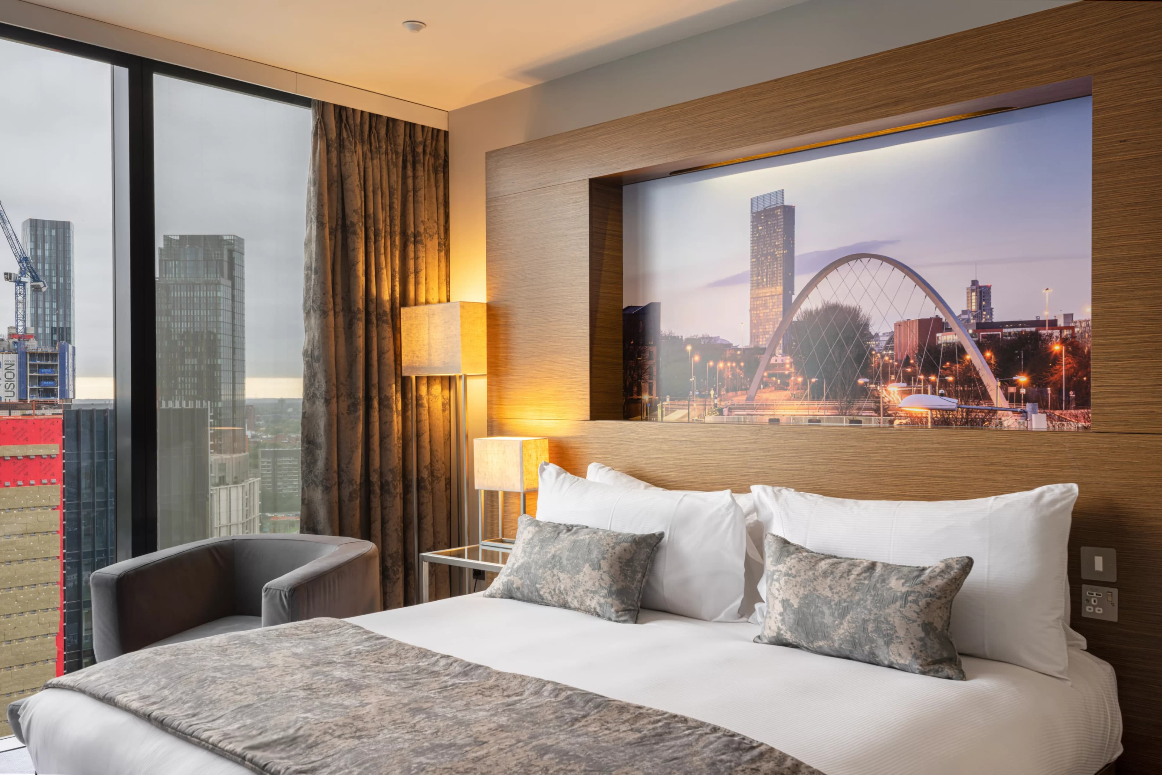 Independent (SPHC) The Manchester Deansgate Hotel — 11