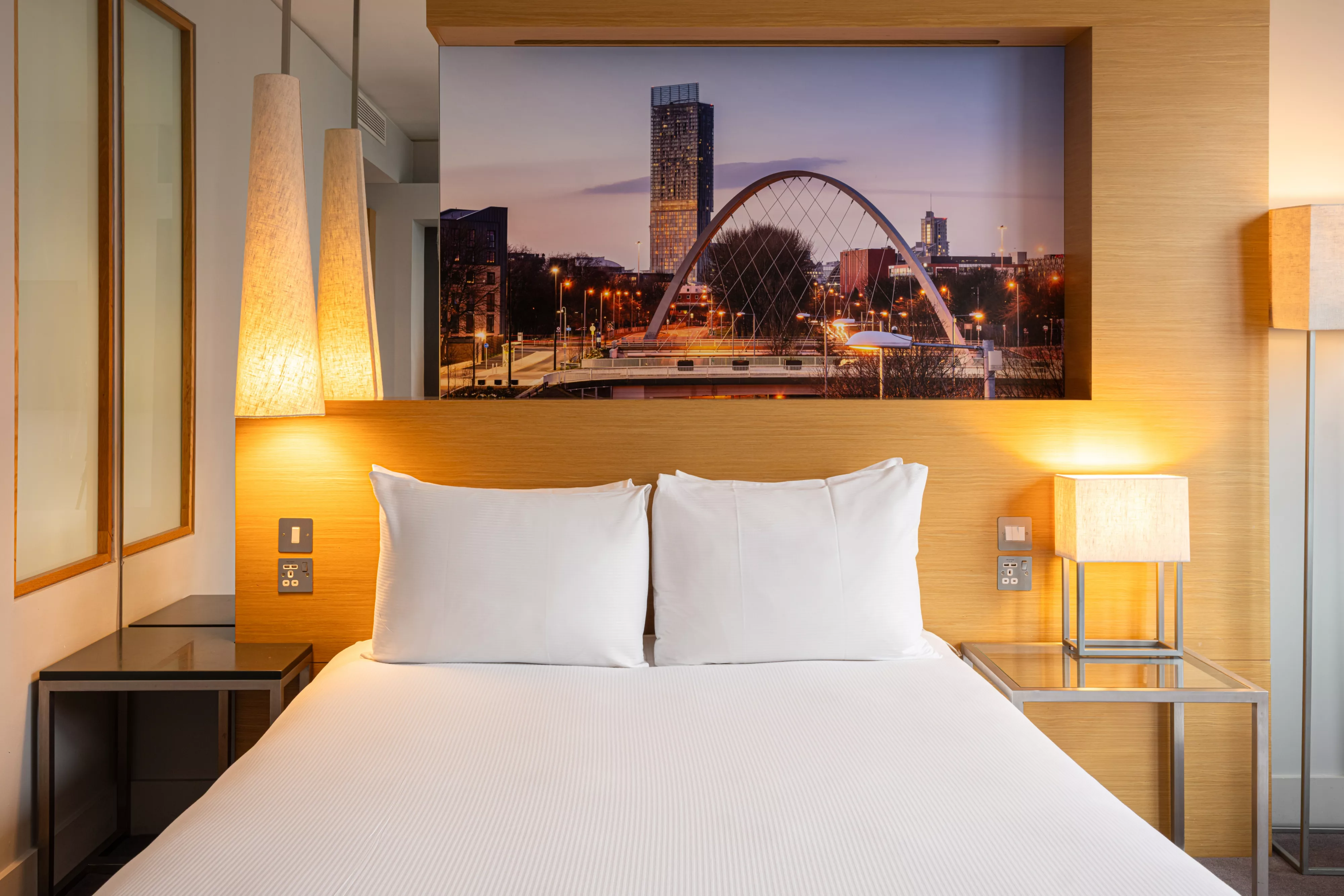 Independent (SPHC) The Manchester Deansgate Hotel — 27