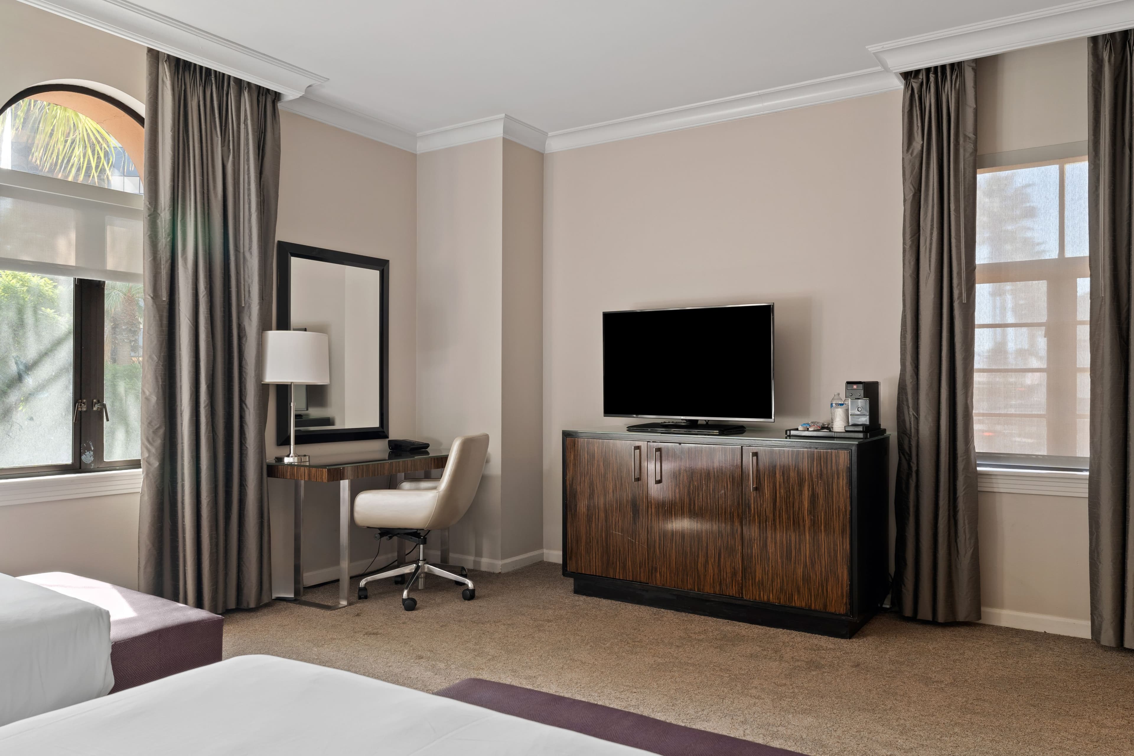 Independent (SPHC) Hotel de Anza — 8