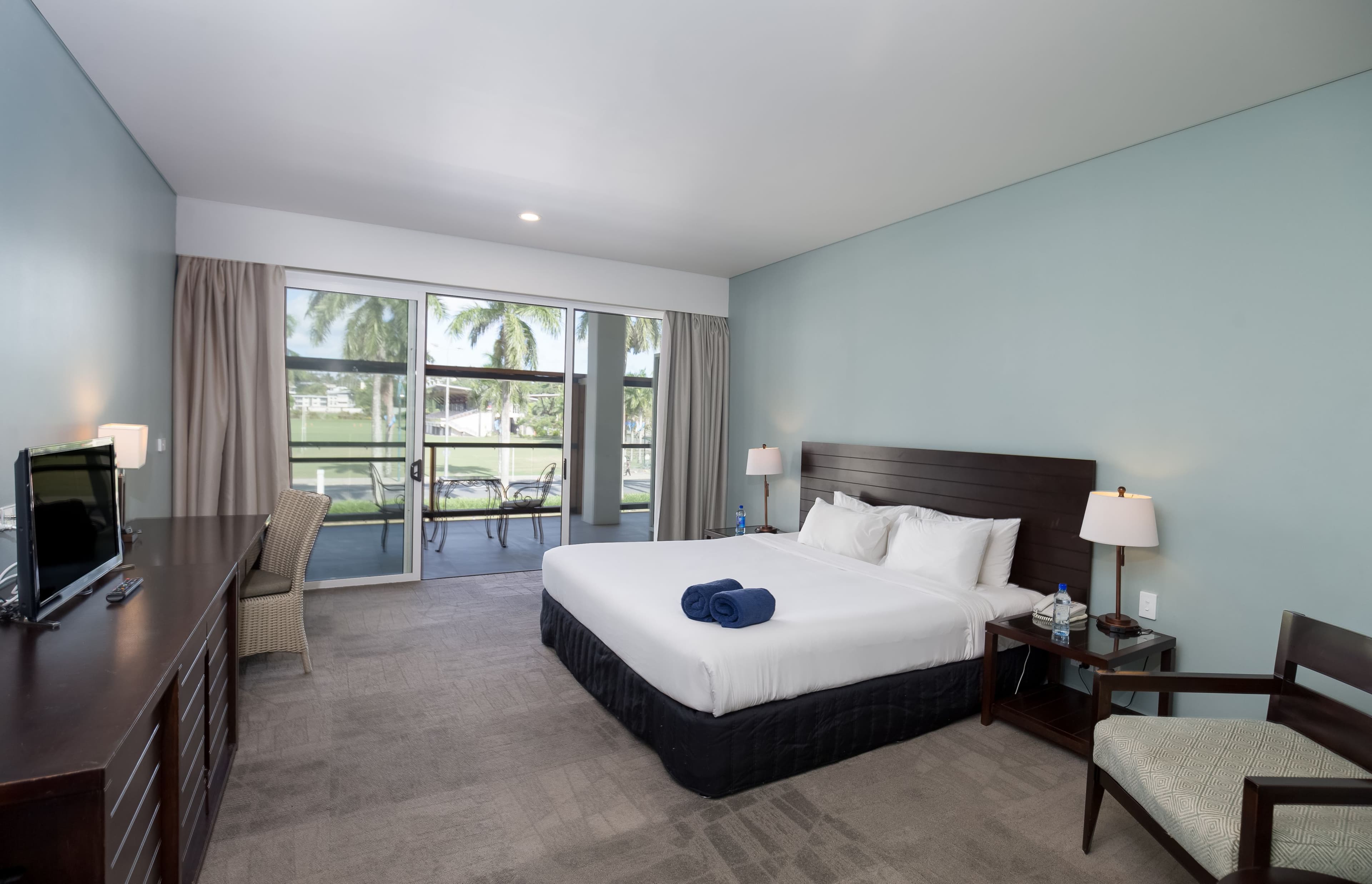 Independent (SPHC) Grand Pacific Hotel — 2