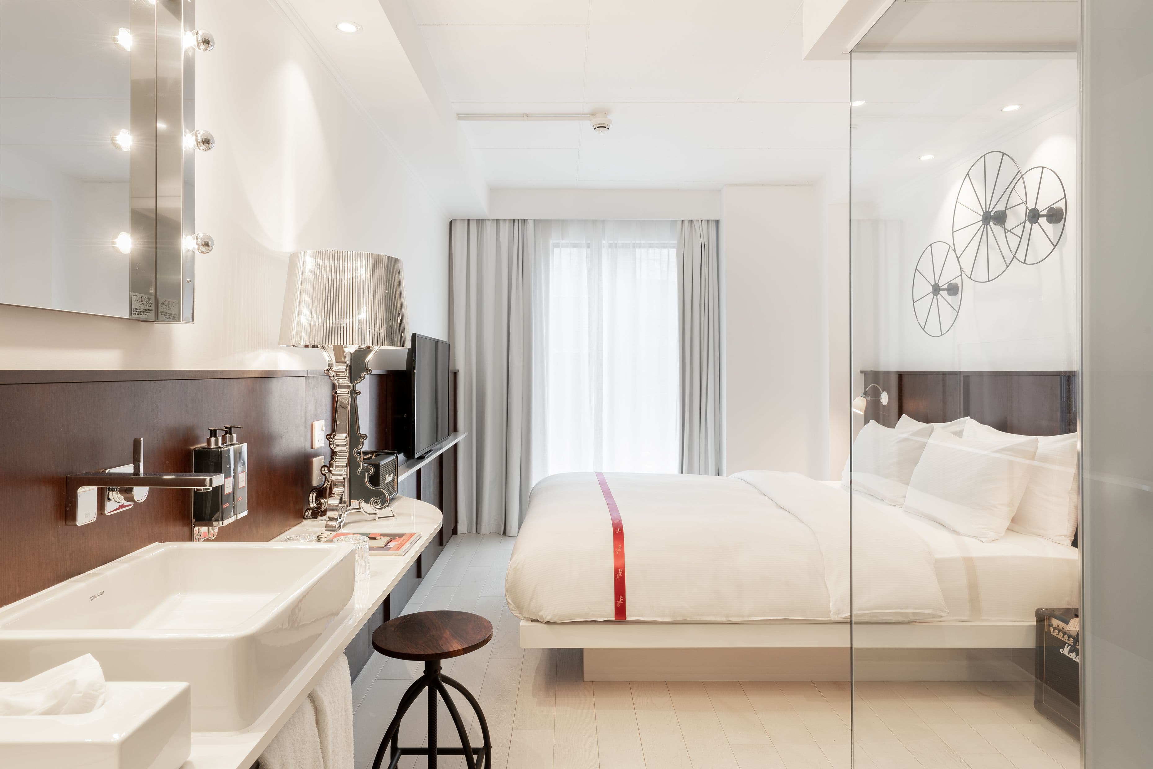Ruby Lucy Hotel London — 85