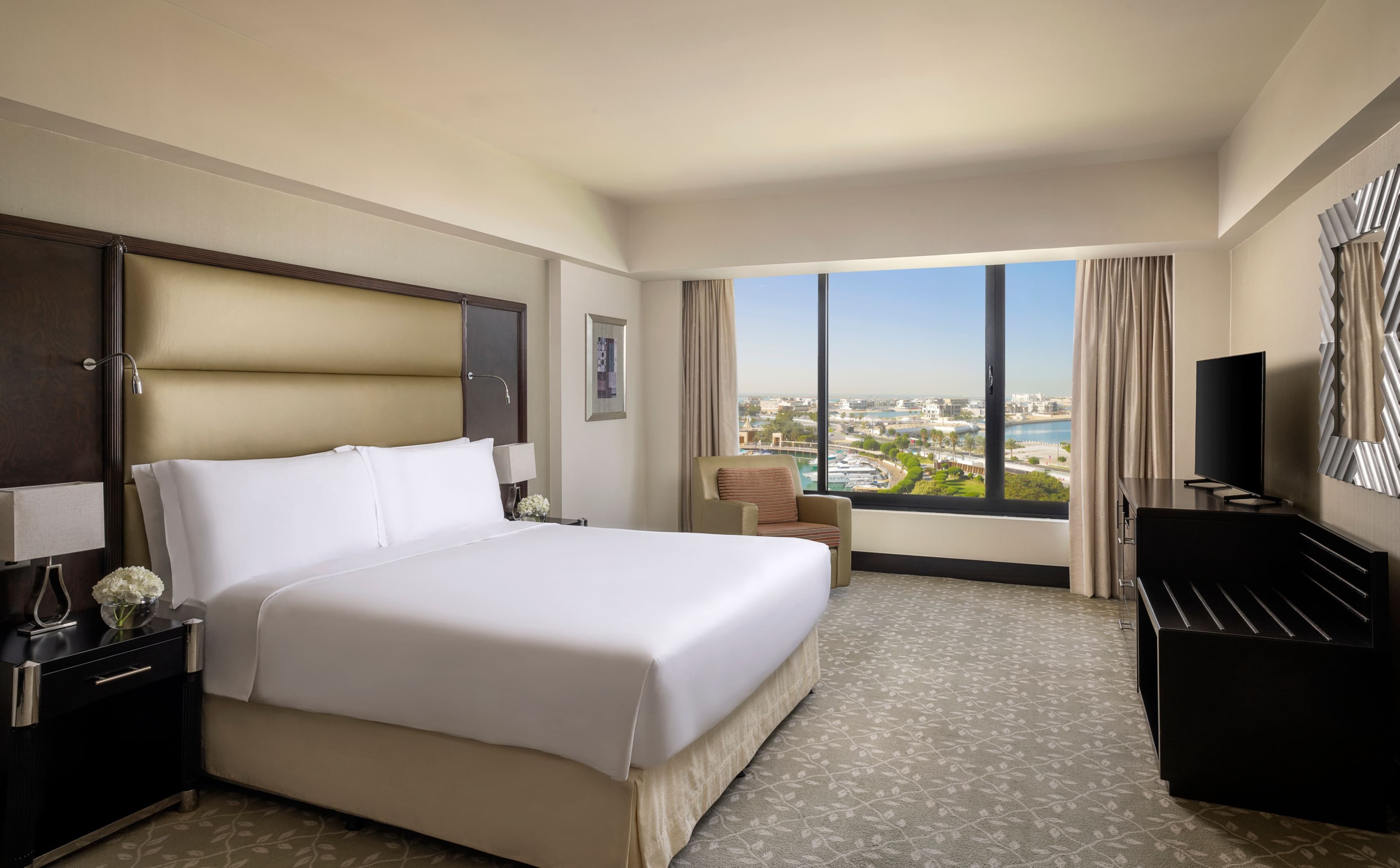 InterContinental Abu Dhabi — 7