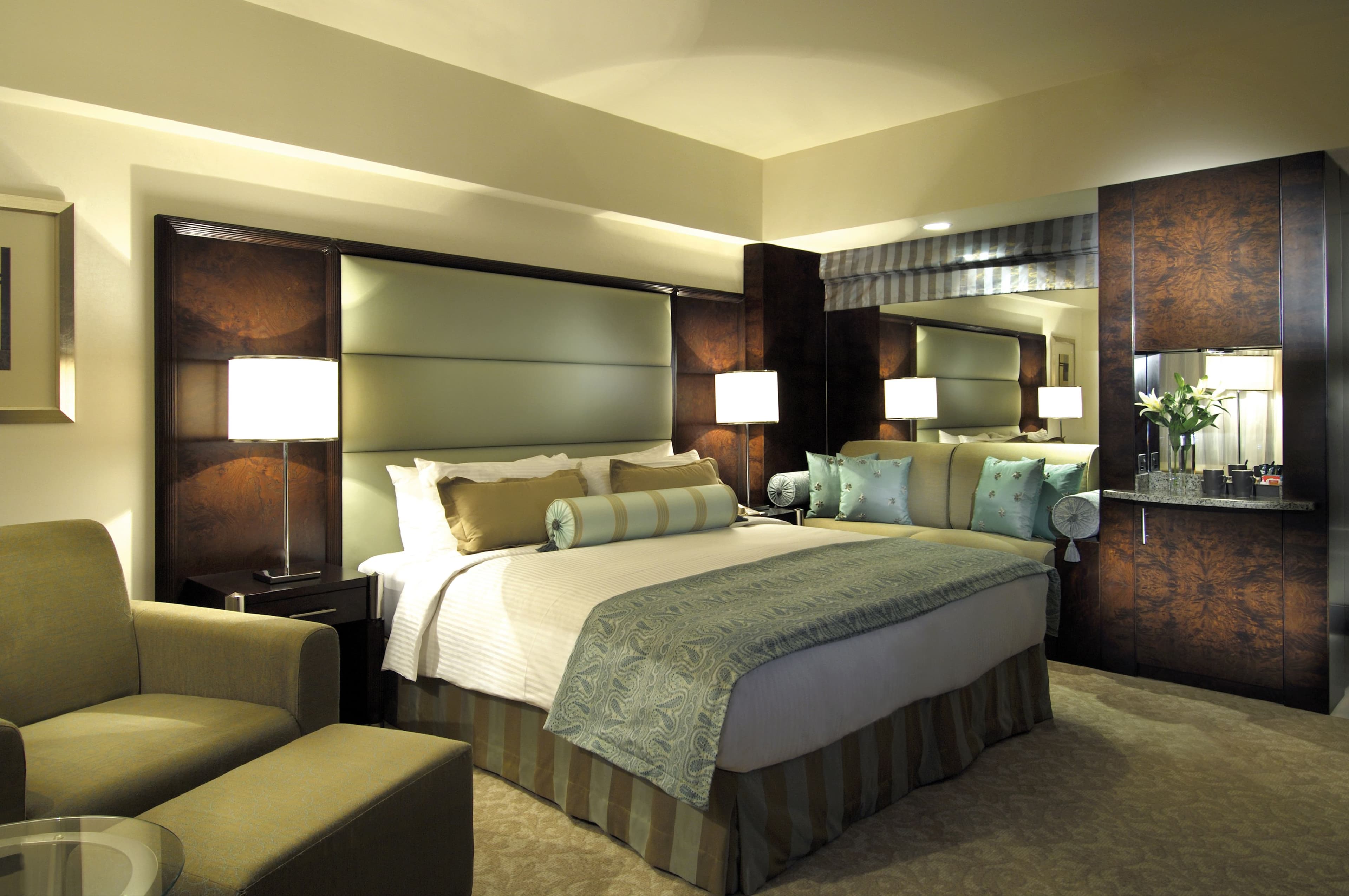 InterContinental Abu Dhabi — 9
