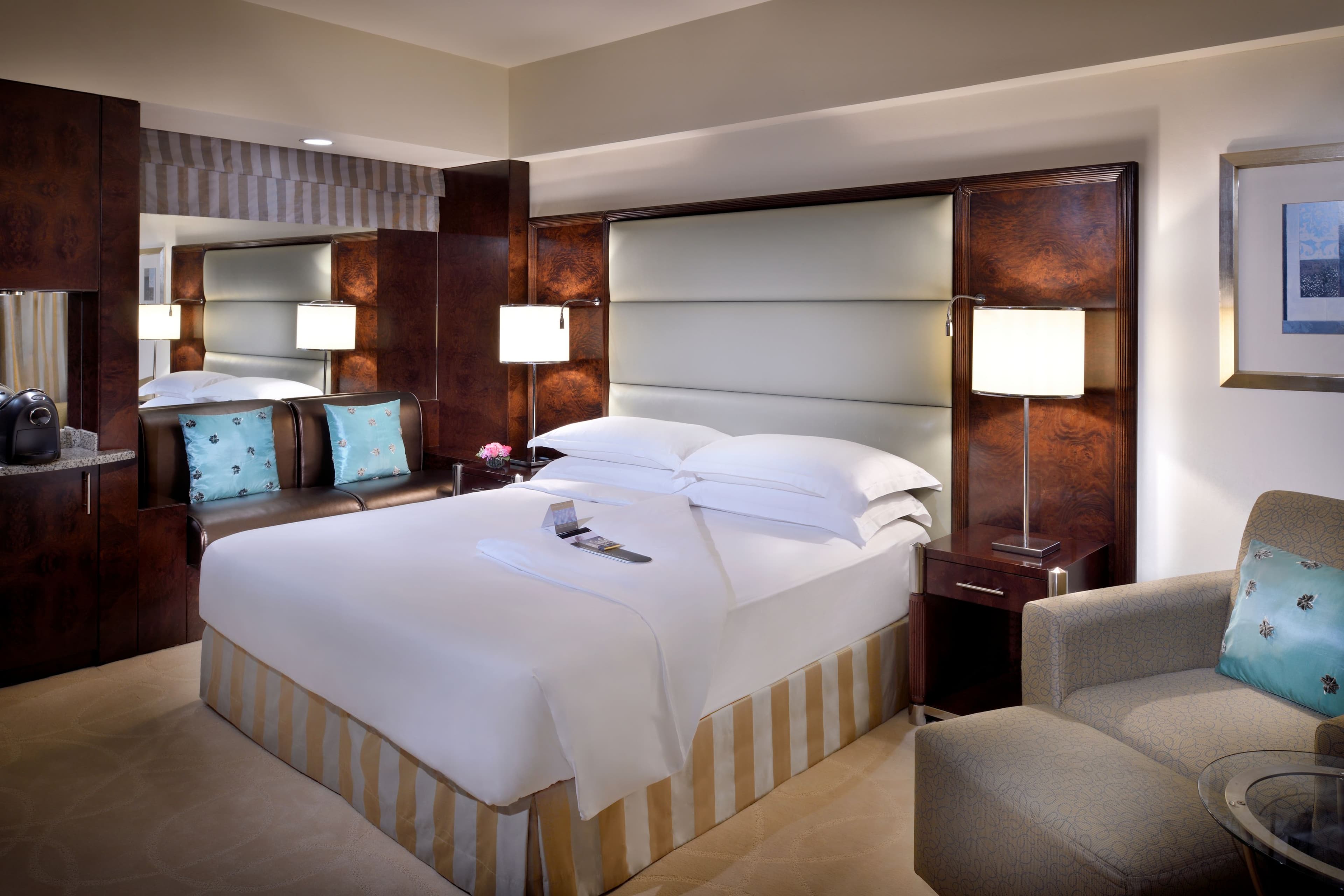 InterContinental Abu Dhabi — 7