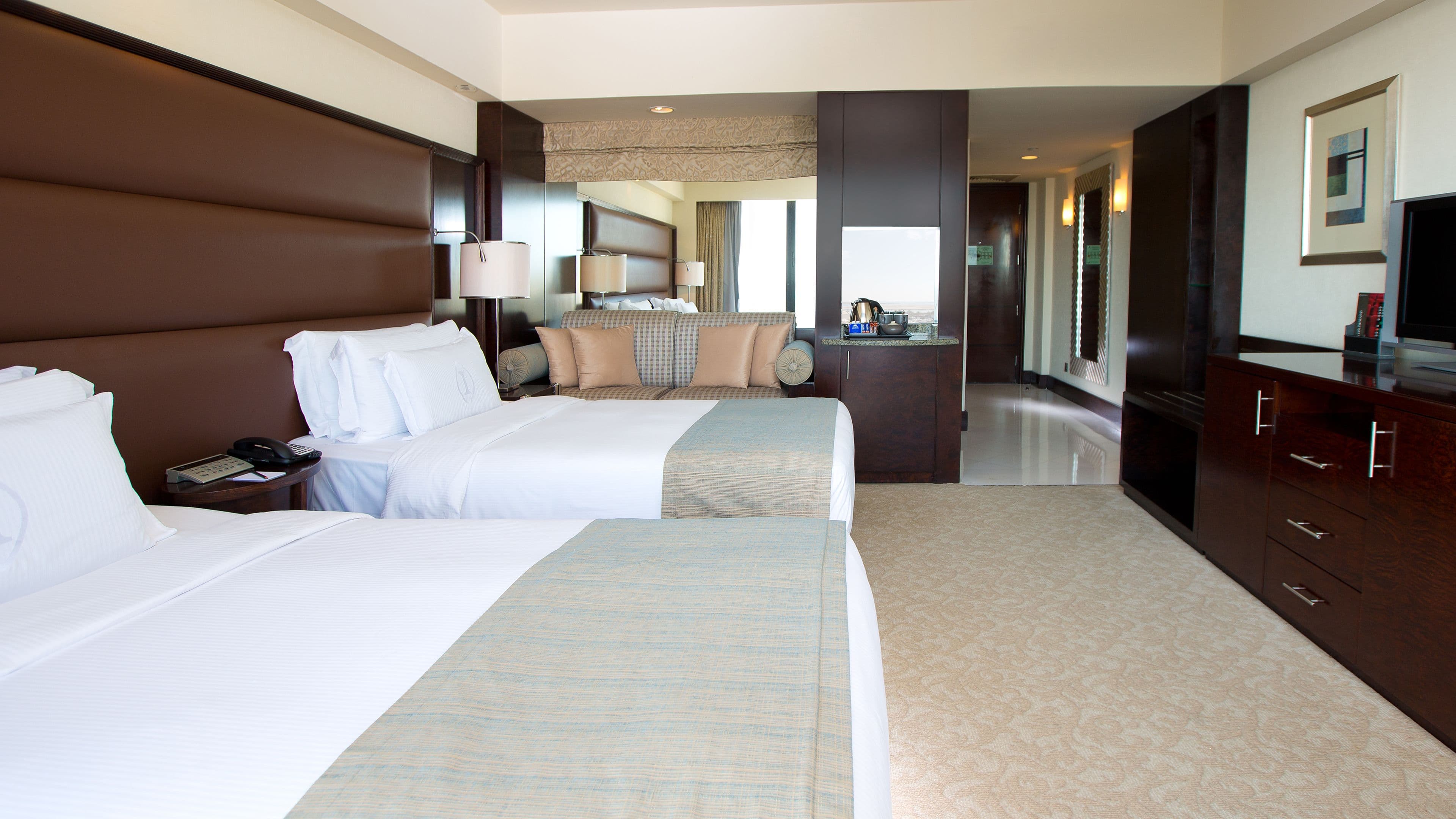 InterContinental Abu Dhabi — 27