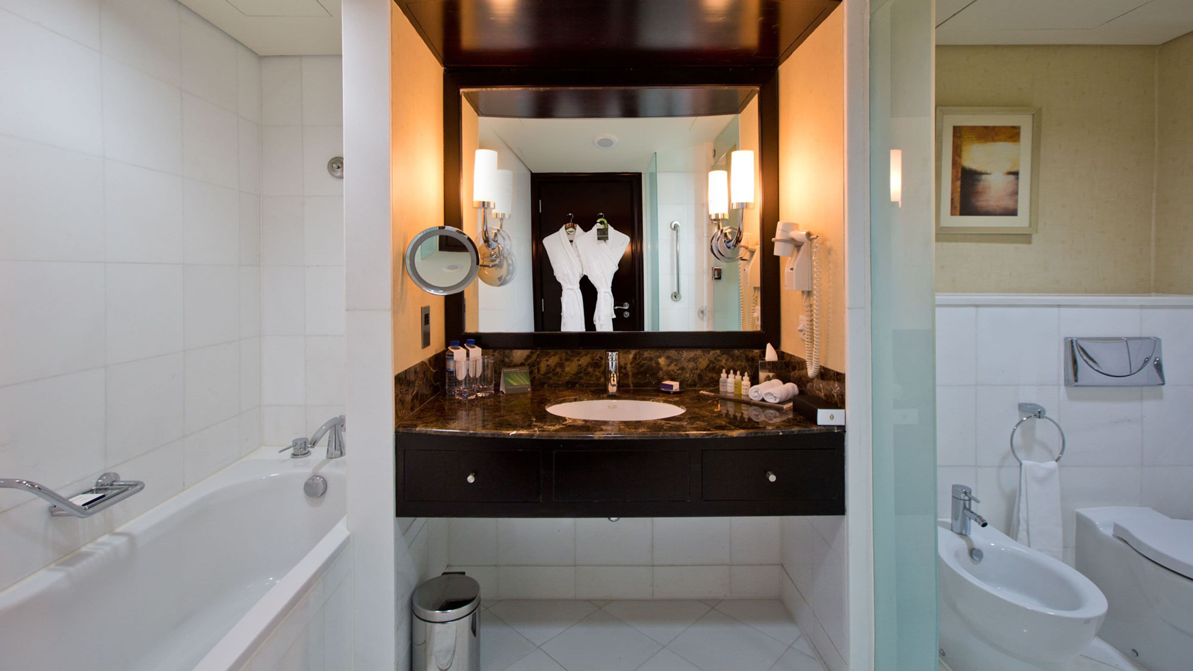 InterContinental Abu Dhabi — 23